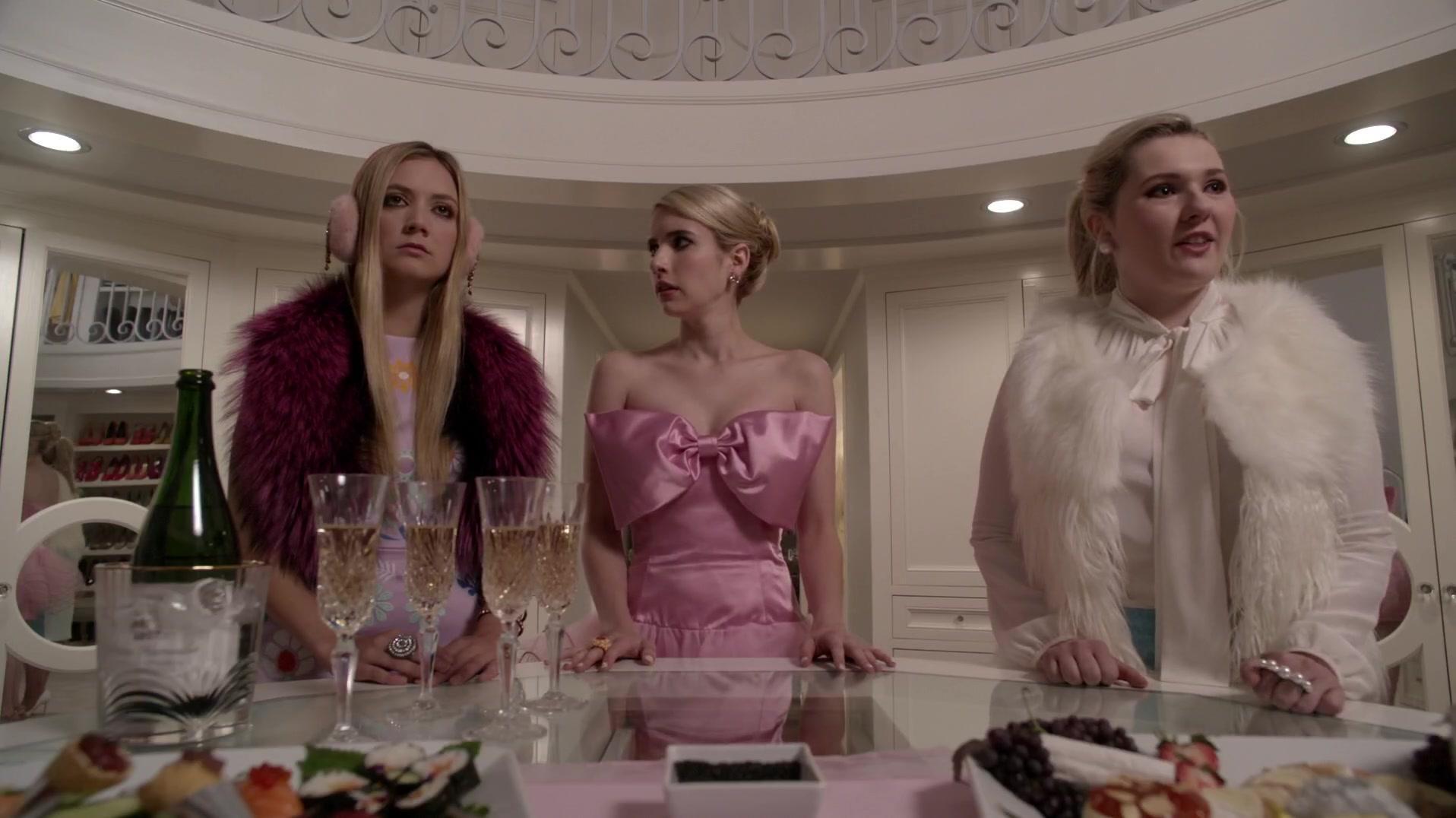 Scream_Queens_2015_S01E09_Ghost_Stories_1080p_5743.jpg