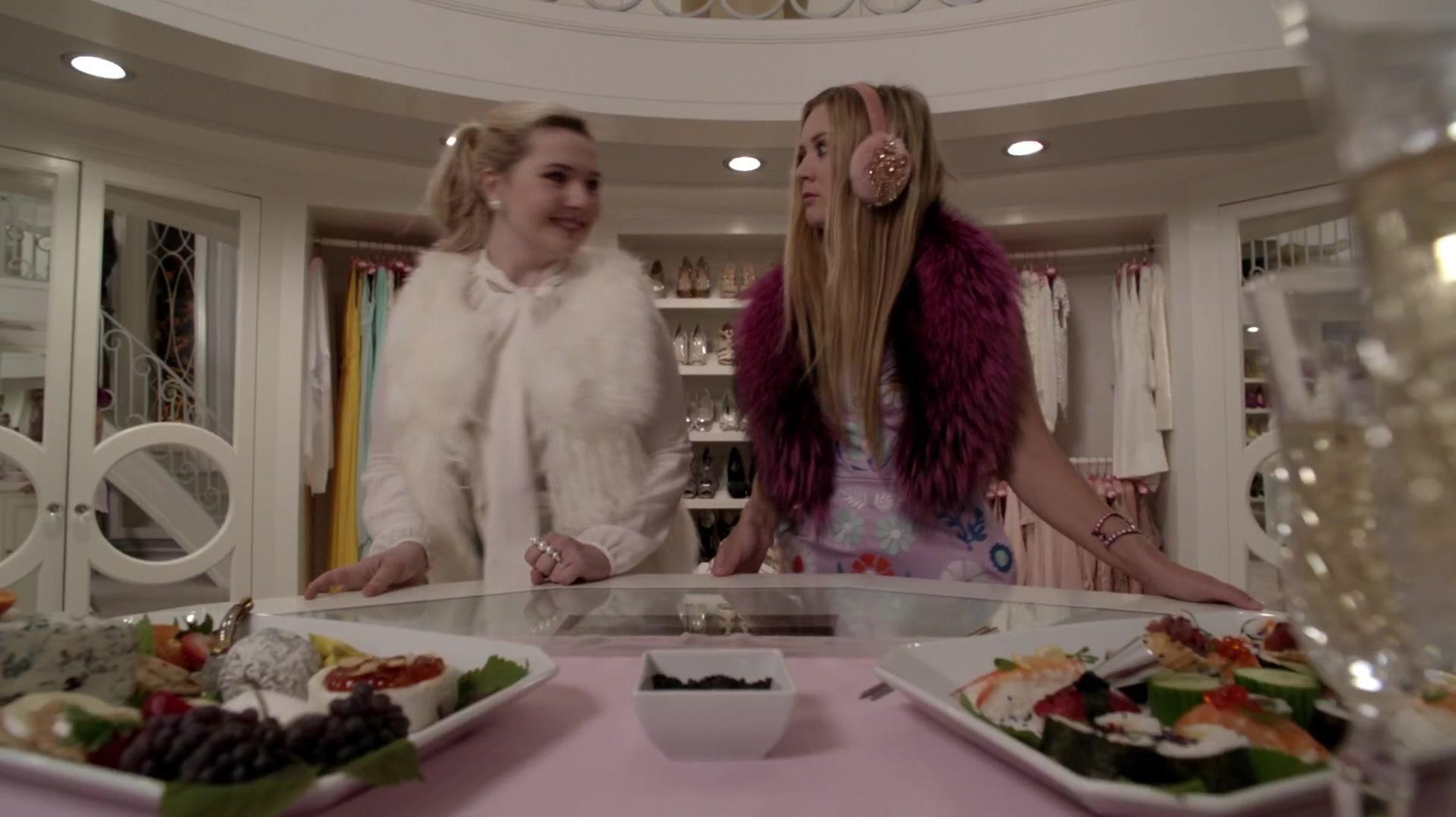 Scream_Queens_2015_S01E09_Ghost_Stories_1080p_5839.jpg