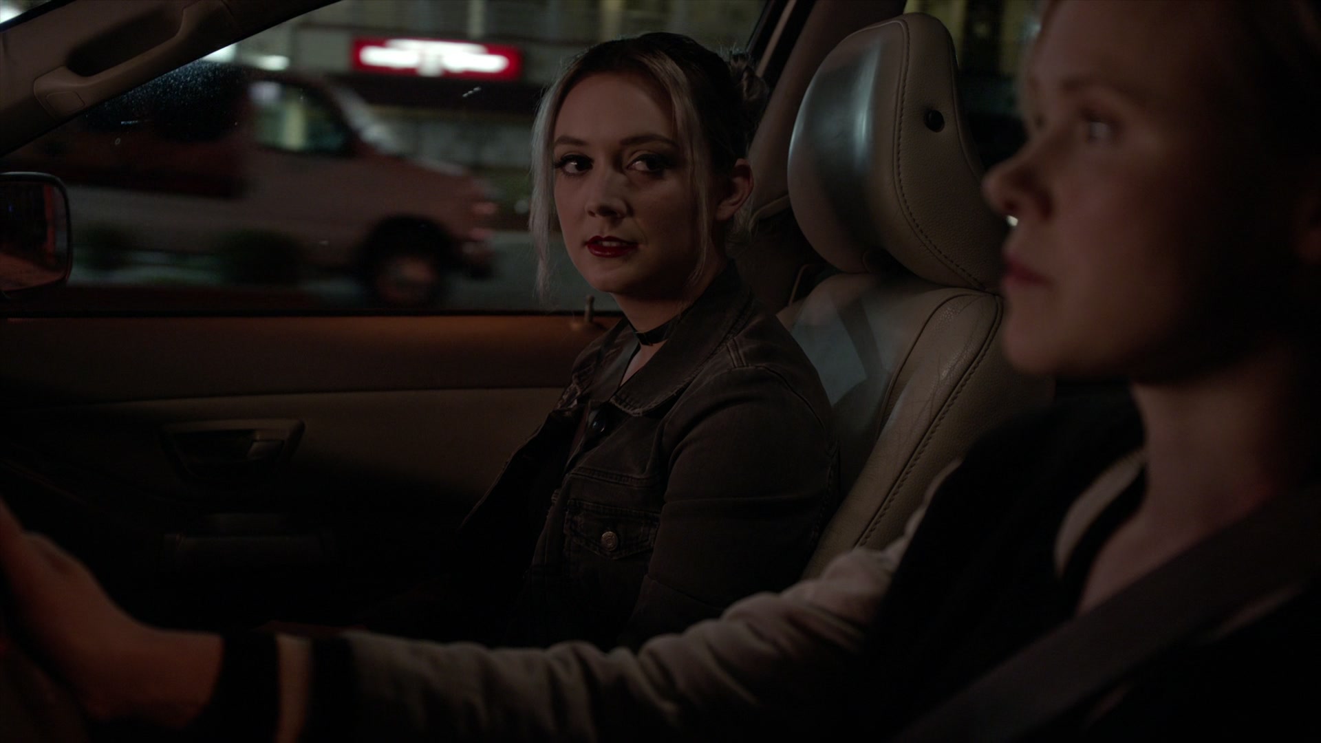 American_Horror_Story_S07_E05_Holes_1080p_BluRay_001716.jpg