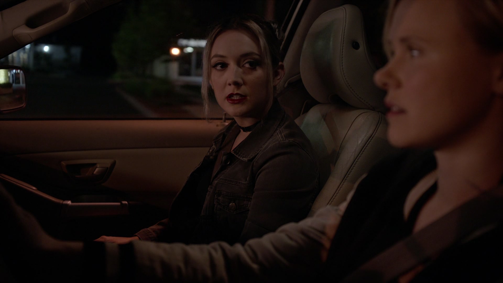 American_Horror_Story_S07_E05_Holes_1080p_BluRay_001766.jpg