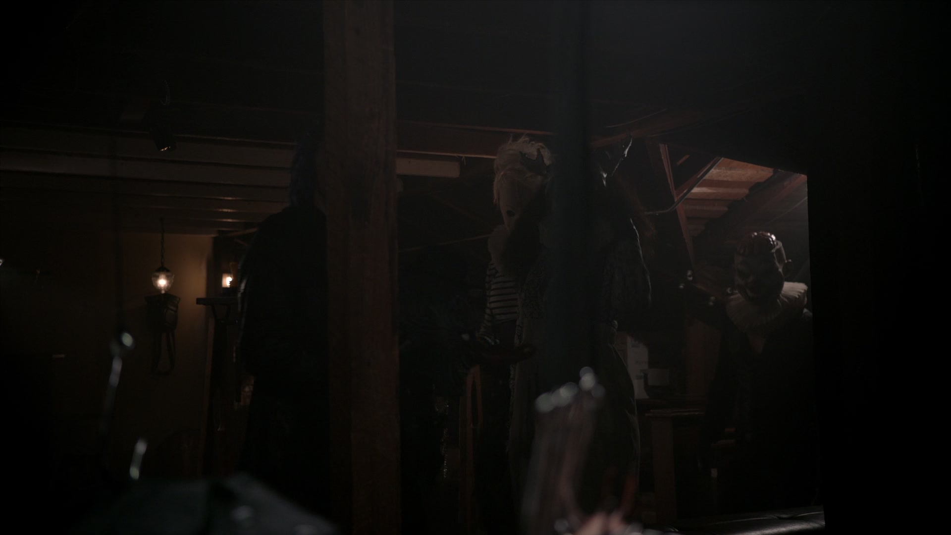 American_Horror_Story_S07_E05_Holes_1080p_BluRay_002212.jpg