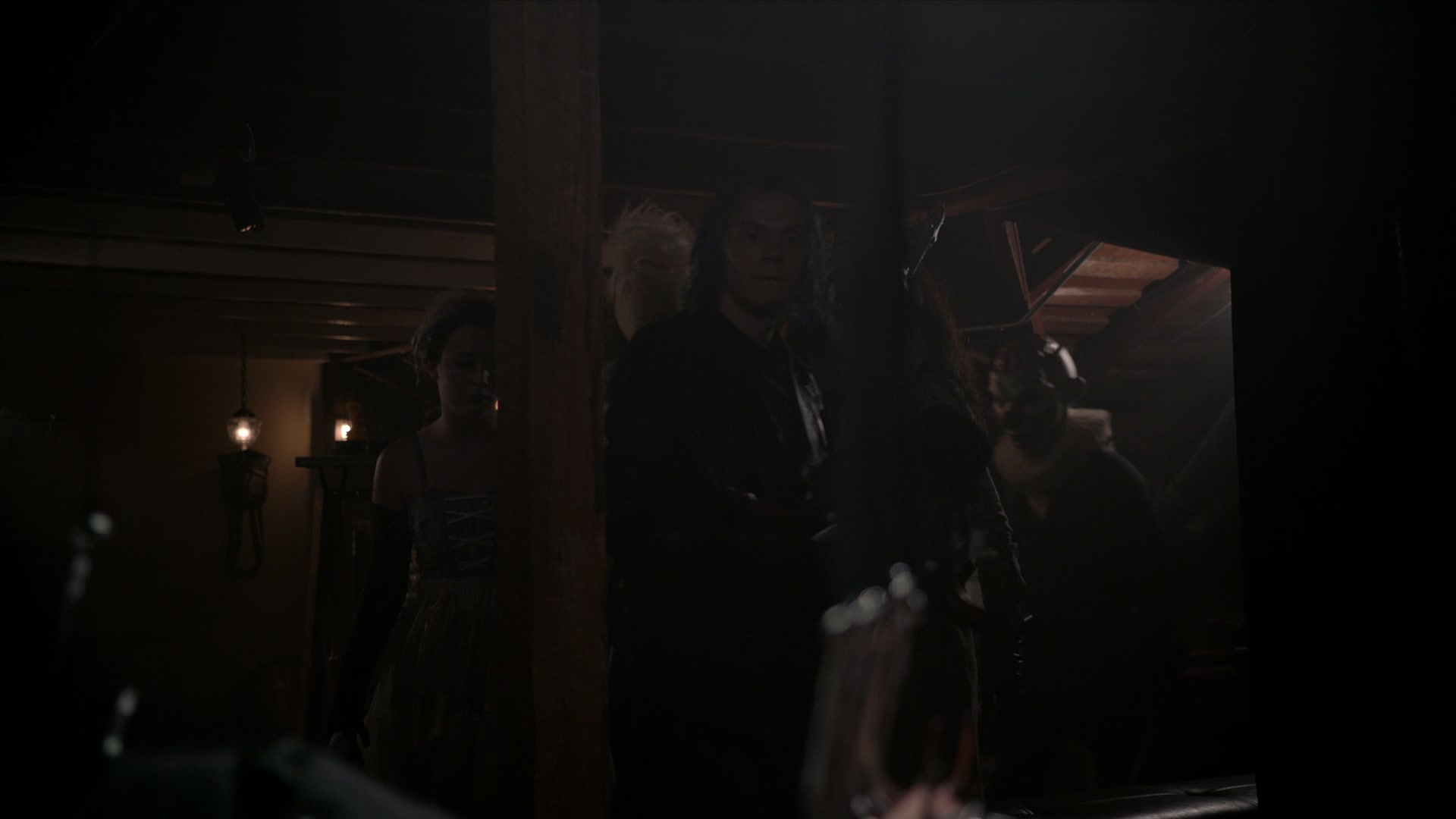 American_Horror_Story_S07_E05_Holes_1080p_BluRay_002214.jpg