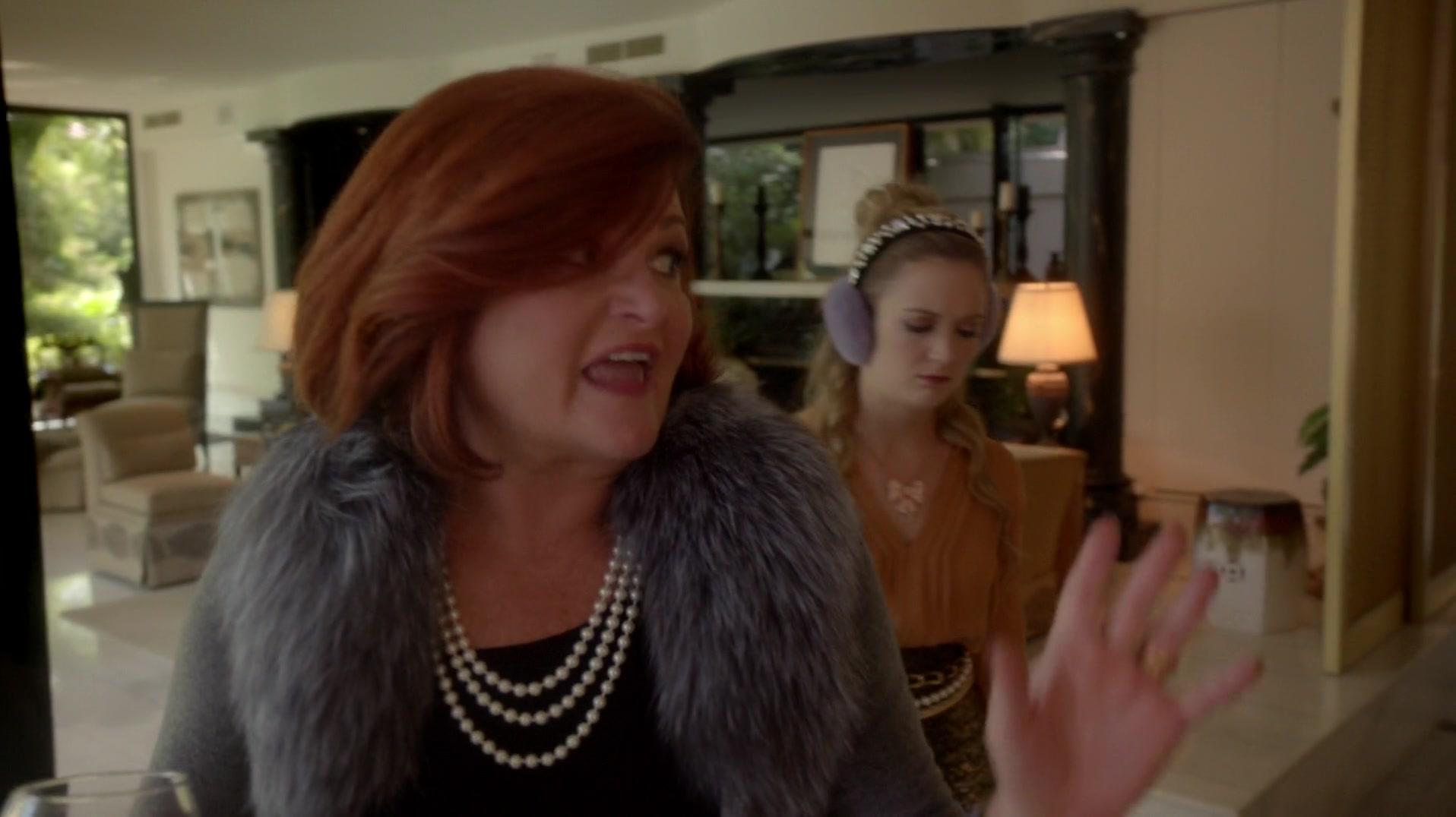 Scream_Queens_2015_S01E10_Thanksgiving_1080p_0948.jpg