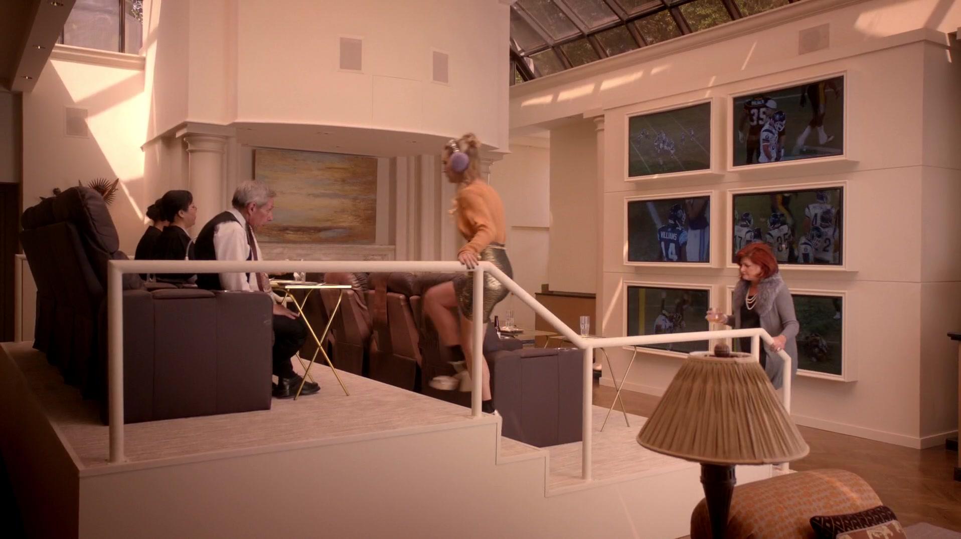 Scream_Queens_2015_S01E10_Thanksgiving_1080p_1106.jpg
