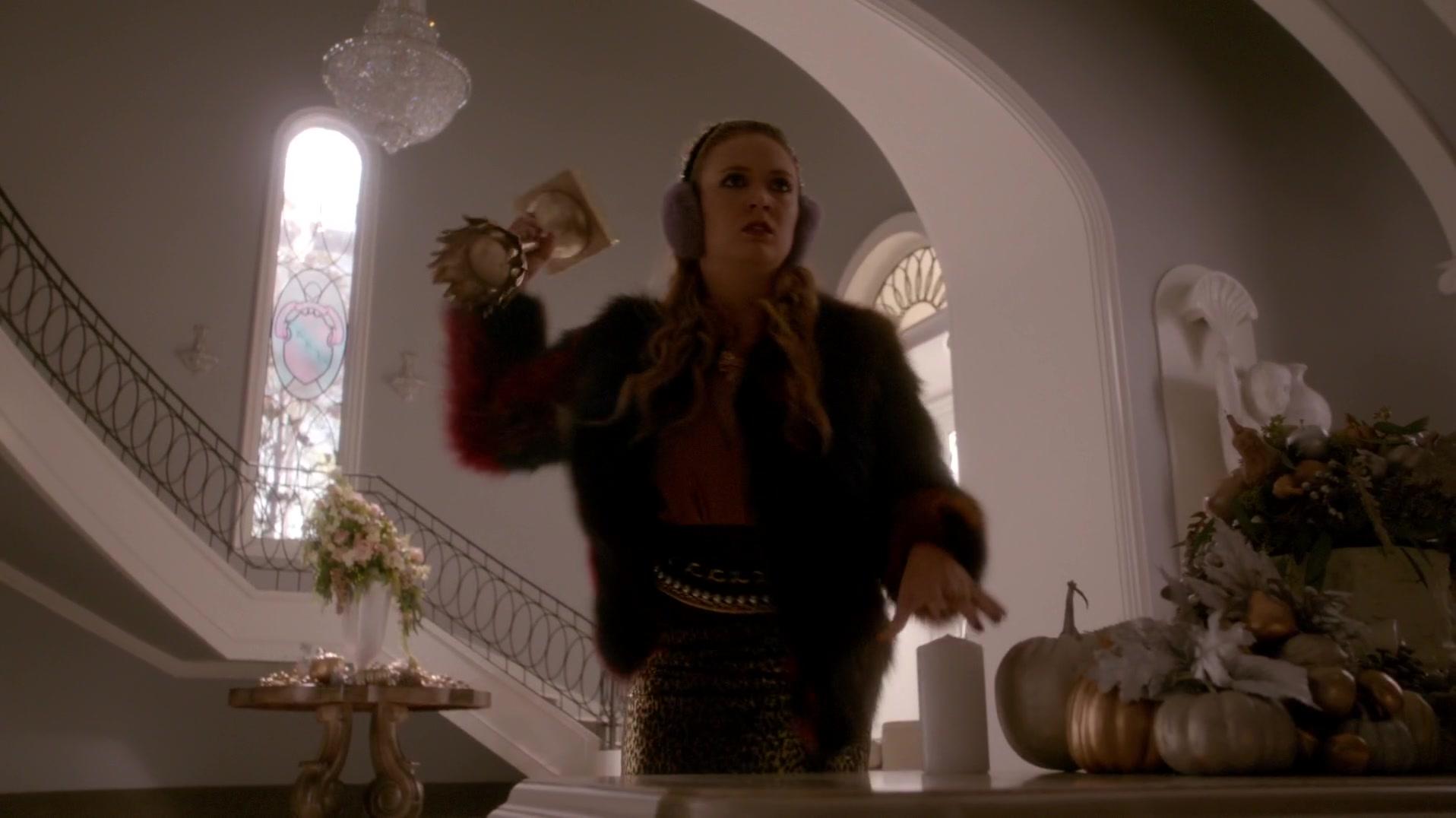 Scream_Queens_2015_S01E10_Thanksgiving_1080p_1364.jpg