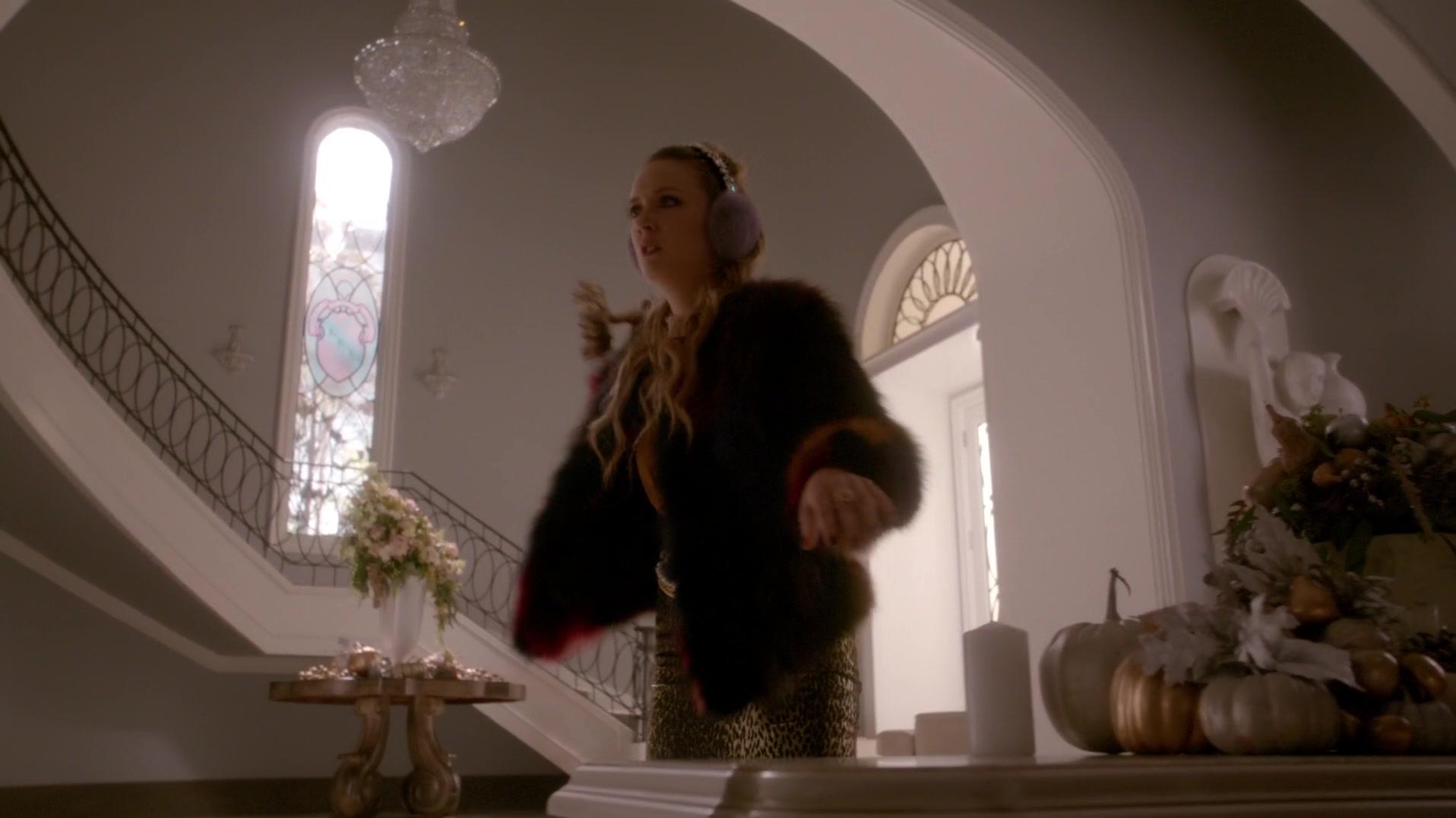 Scream_Queens_2015_S01E10_Thanksgiving_1080p_1365.jpg