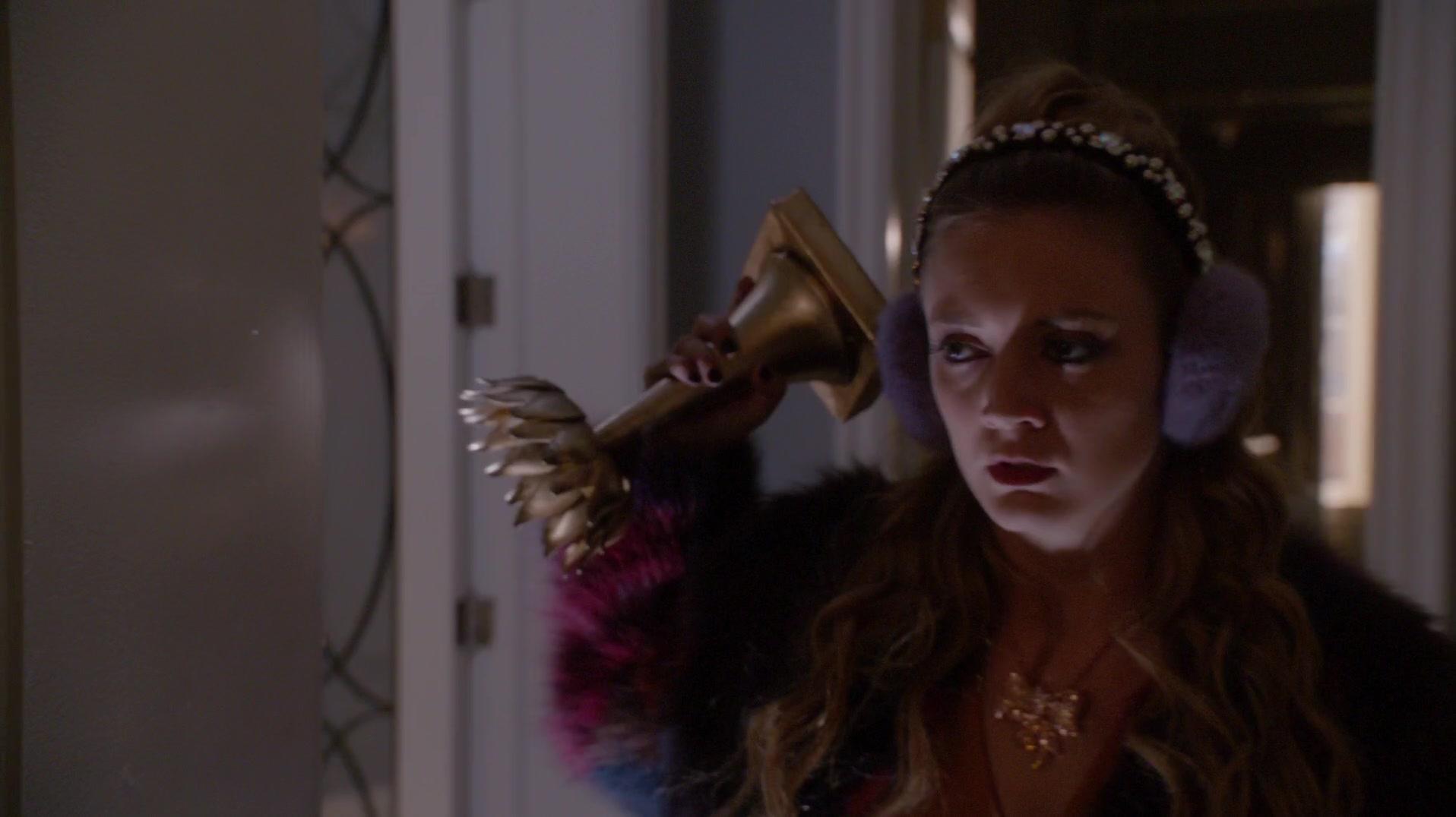 Scream_Queens_2015_S01E10_Thanksgiving_1080p_1374.jpg