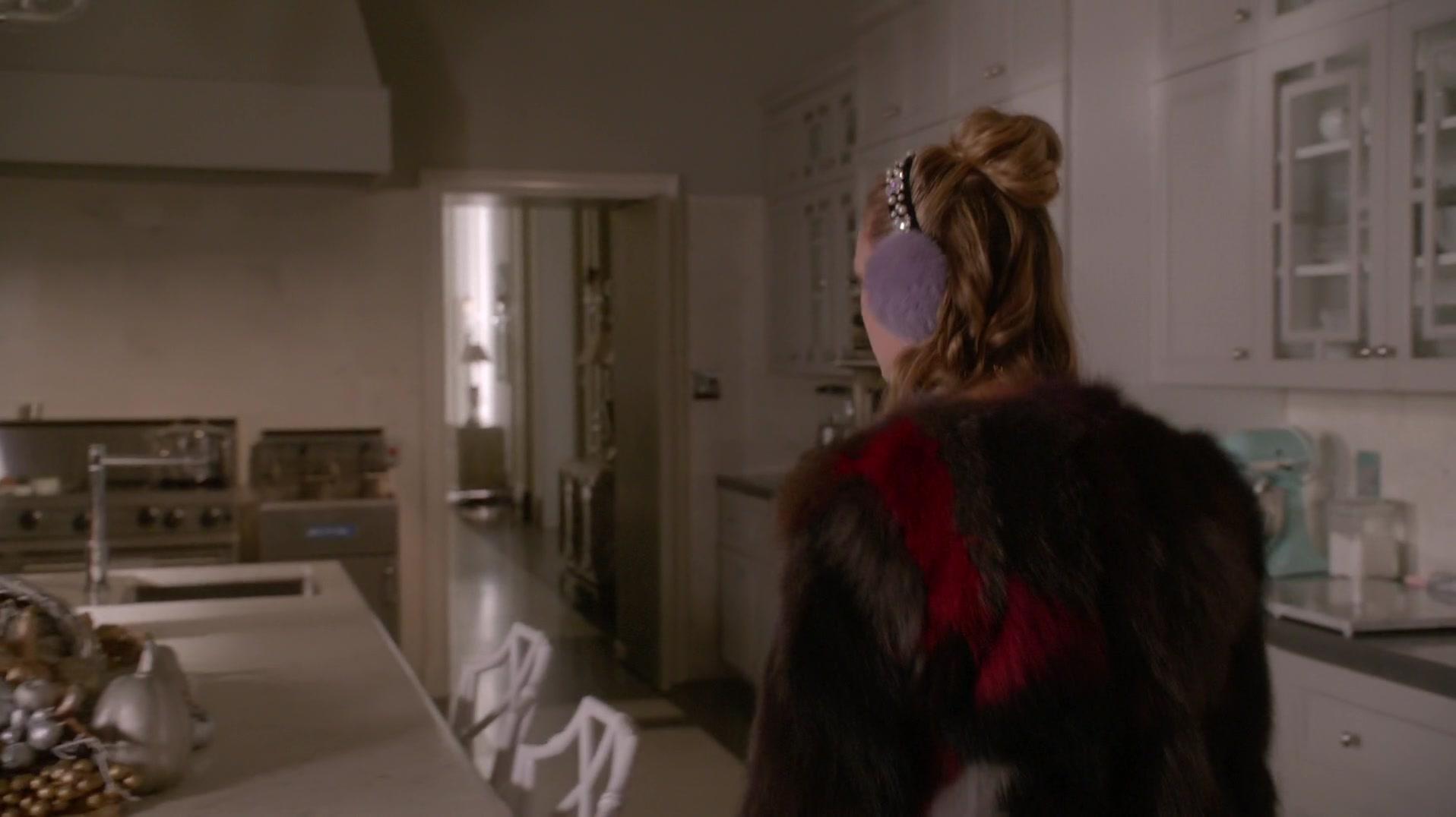 Scream_Queens_2015_S01E10_Thanksgiving_1080p_1409.jpg