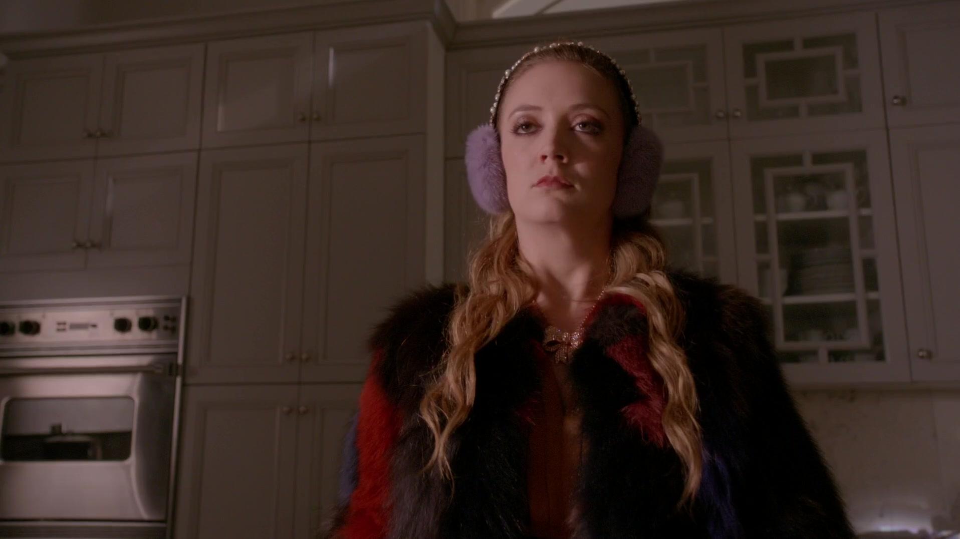 Scream_Queens_2015_S01E10_Thanksgiving_1080p_1443.jpg