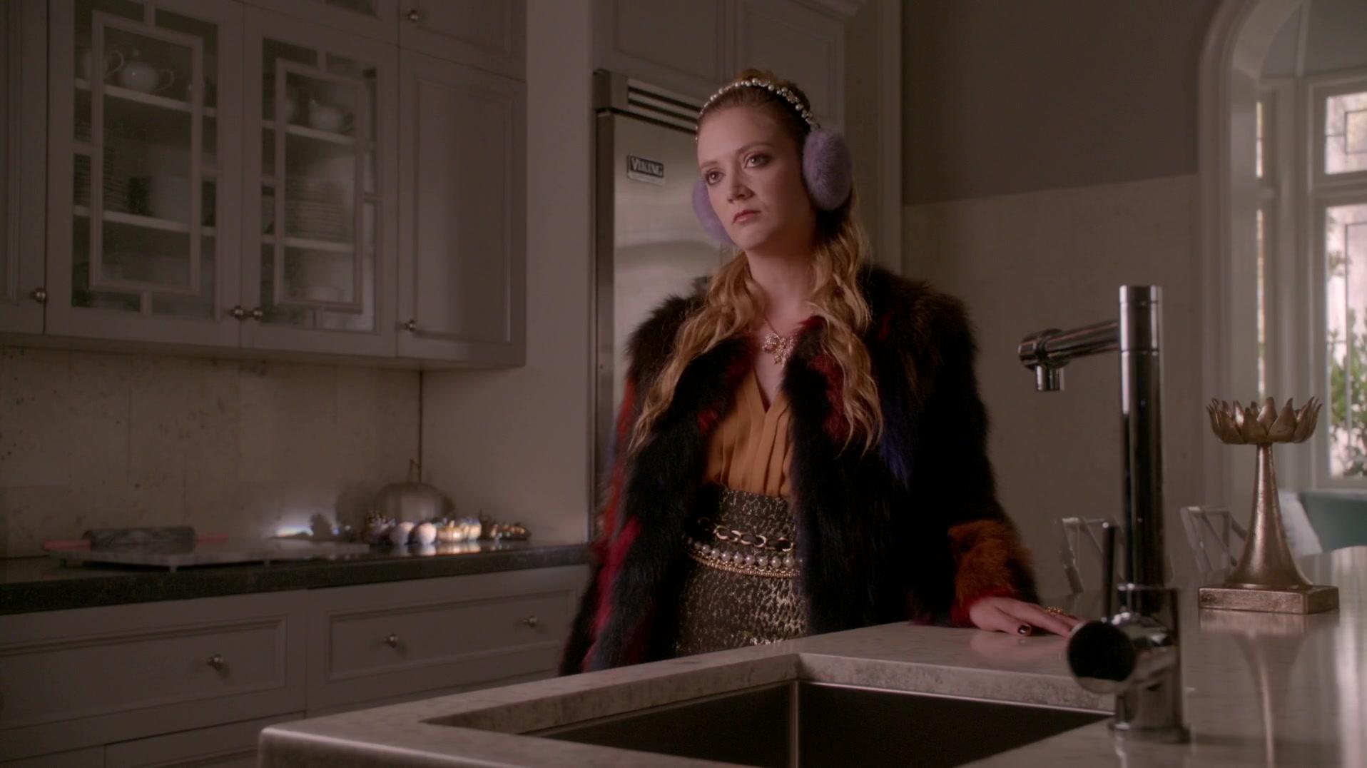 Scream_Queens_2015_S01E10_Thanksgiving_1080p_1510.jpg