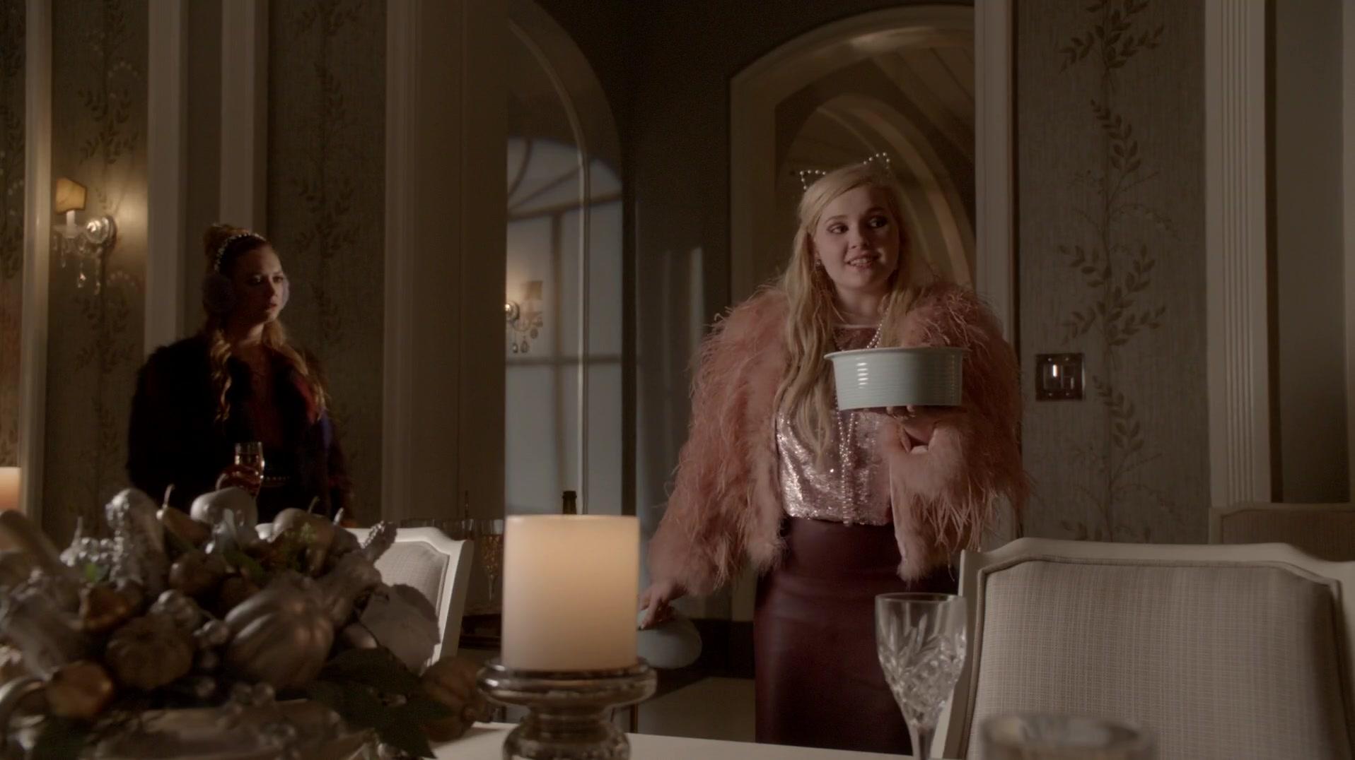 Scream_Queens_2015_S01E10_Thanksgiving_1080p_3342.jpg