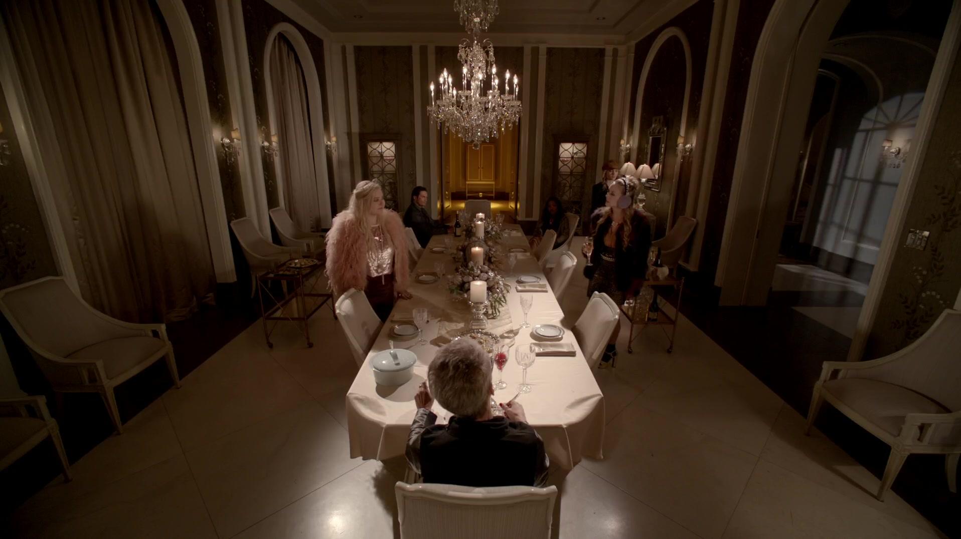 Scream_Queens_2015_S01E10_Thanksgiving_1080p_3416.jpg