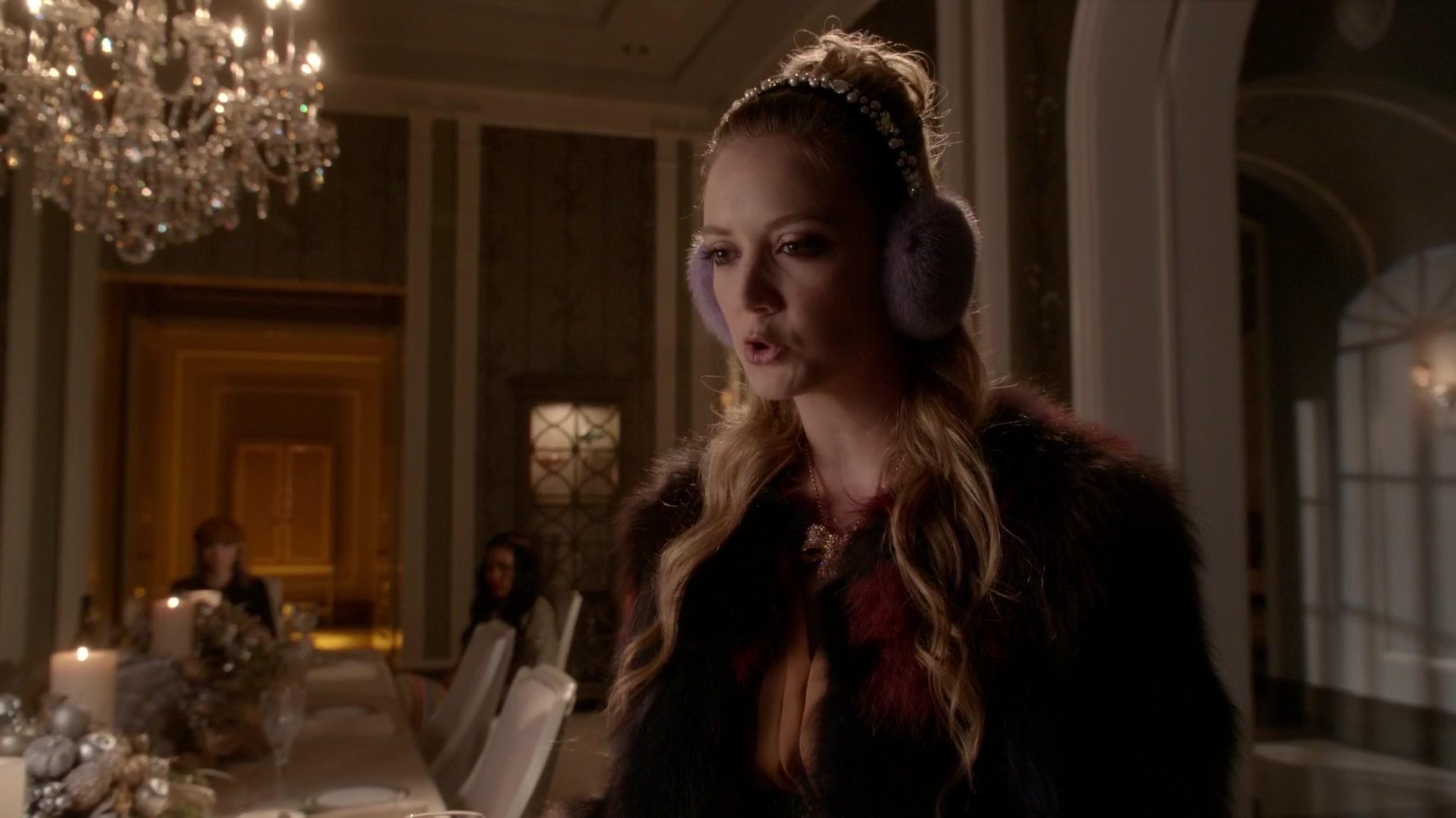 Scream_Queens_2015_S01E10_Thanksgiving_1080p_3488.jpg
