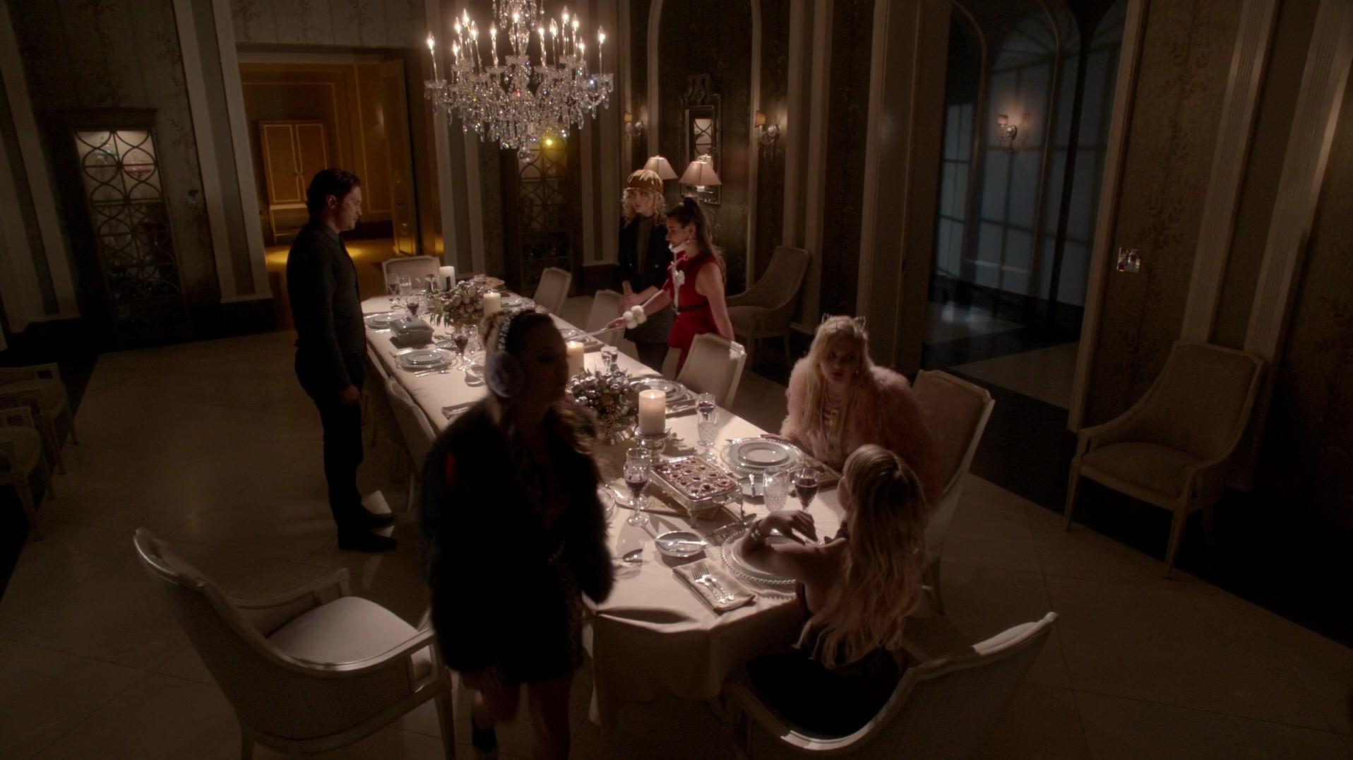 Scream_Queens_2015_S01E10_Thanksgiving_1080p_6092.jpg