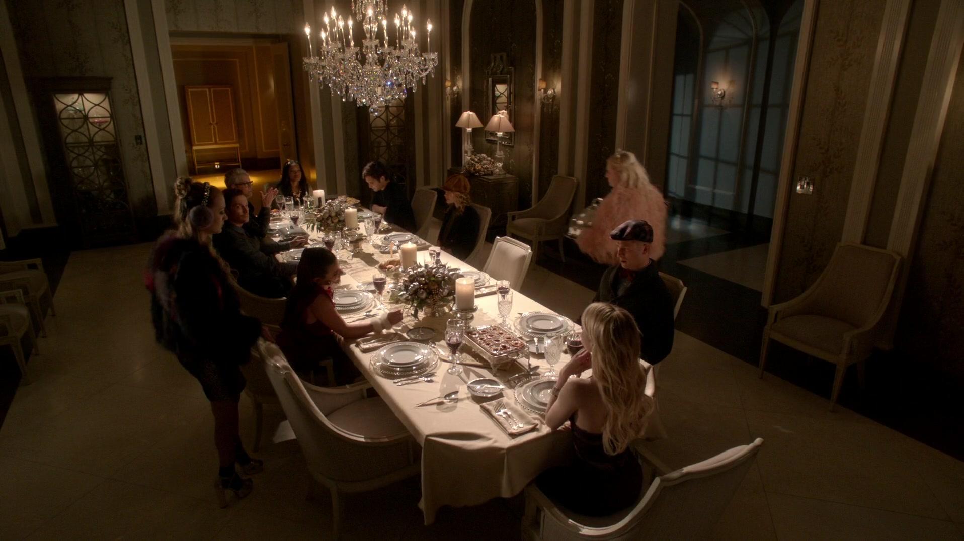 Scream_Queens_2015_S01E10_Thanksgiving_1080p_6198.jpg