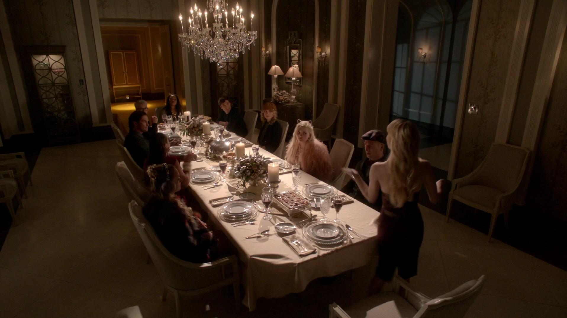 Scream_Queens_2015_S01E10_Thanksgiving_1080p_6217.jpg