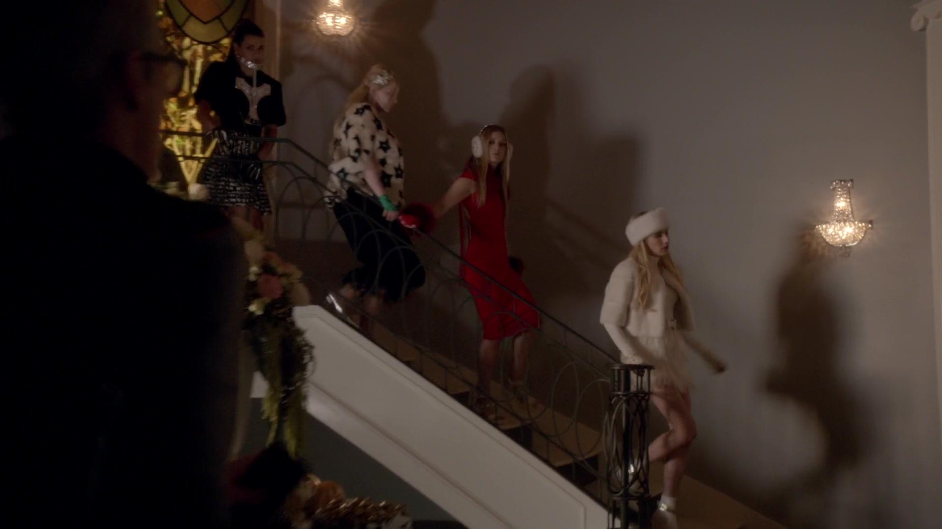 Scream_Queens_2015_S01E11_Black_Friday_1080p__0379.jpg