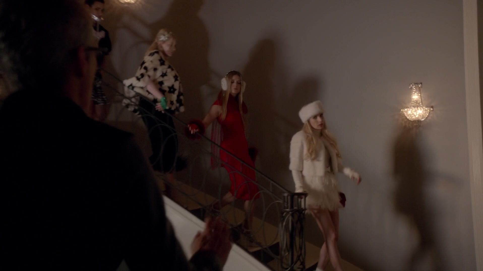 Scream_Queens_2015_S01E11_Black_Friday_1080p__0380.jpg