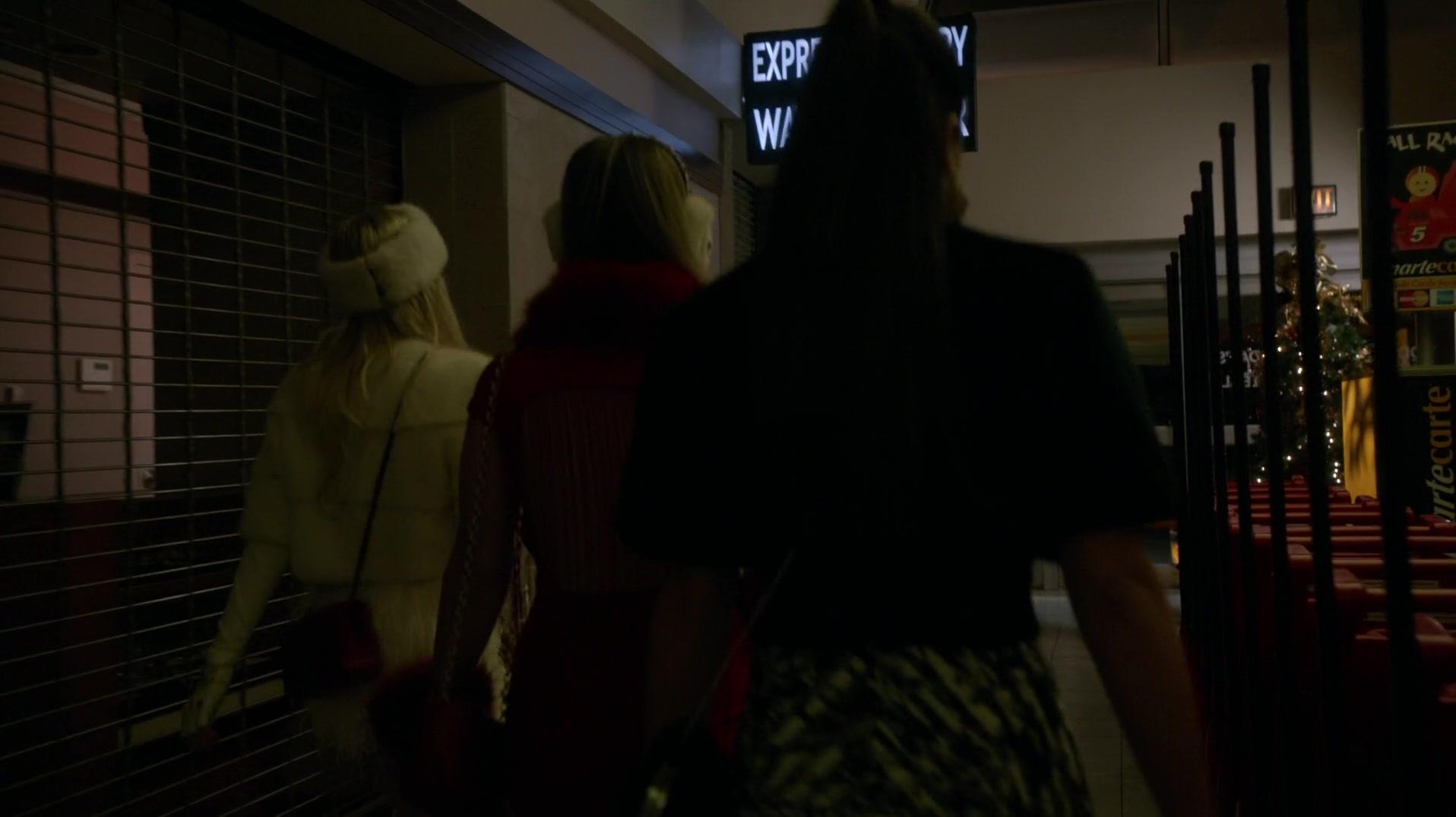 Scream_Queens_2015_S01E11_Black_Friday_1080p__1156.jpg