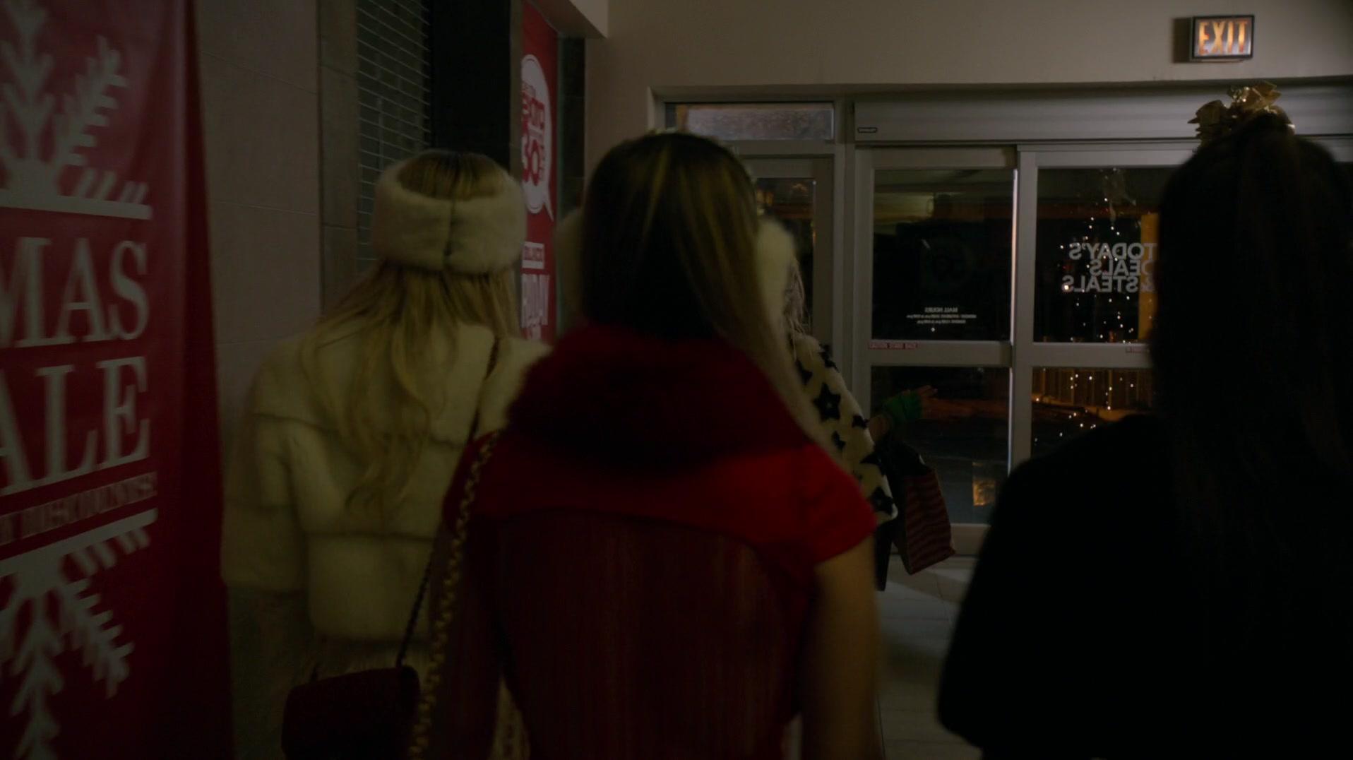 Scream_Queens_2015_S01E11_Black_Friday_1080p__1162.jpg
