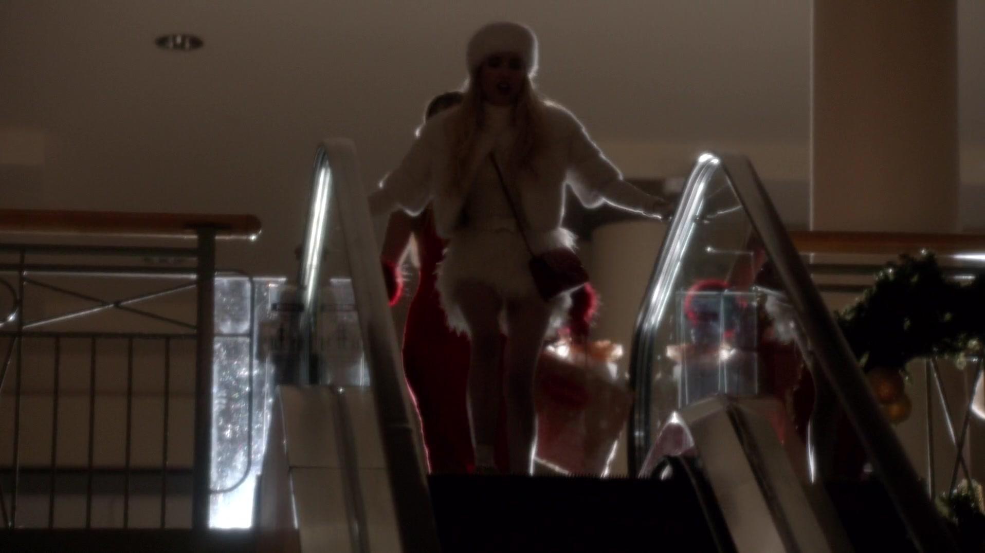 Scream_Queens_2015_S01E11_Black_Friday_1080p__1223.jpg