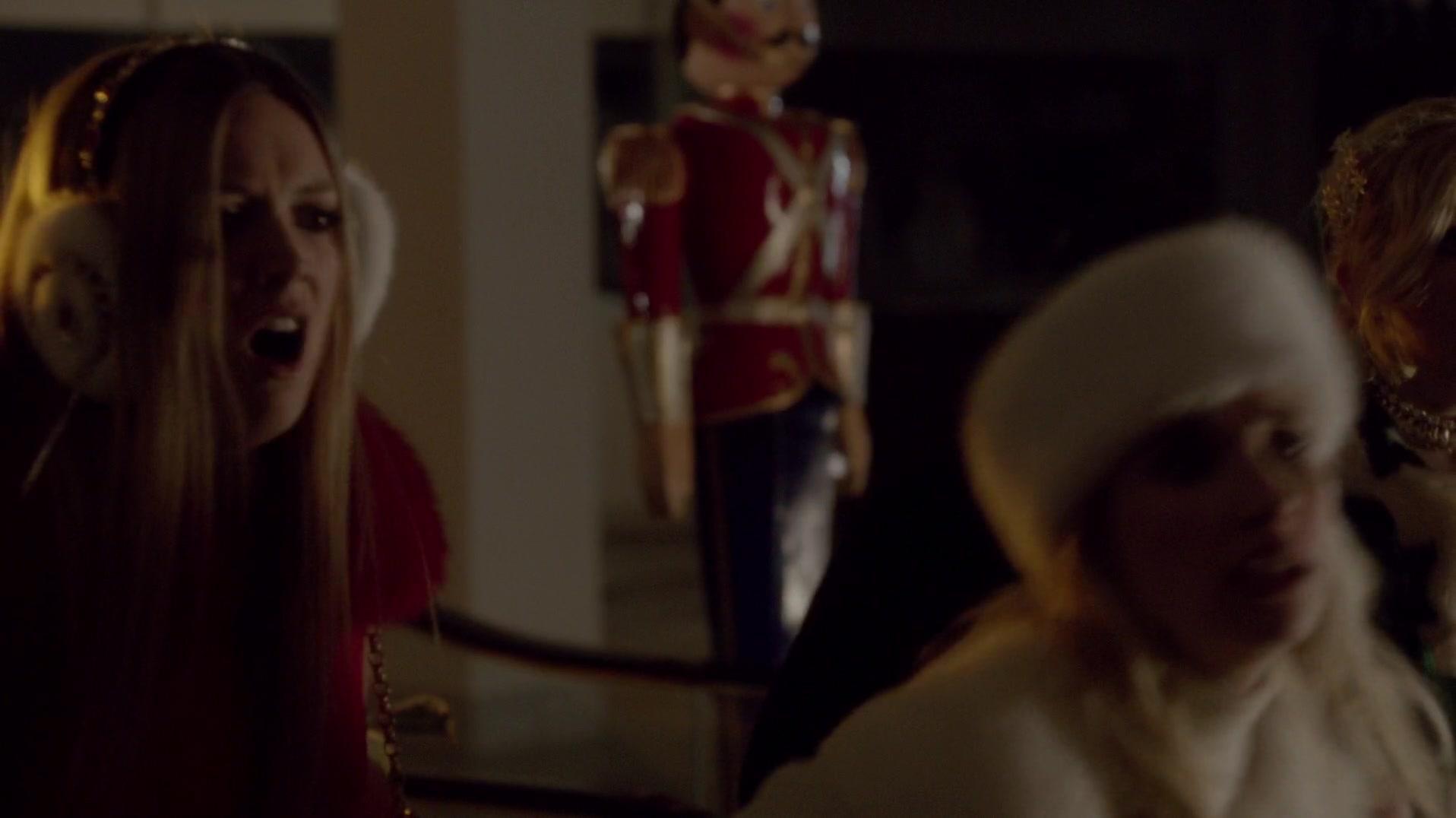 Scream_Queens_2015_S01E11_Black_Friday_1080p__1266.jpg