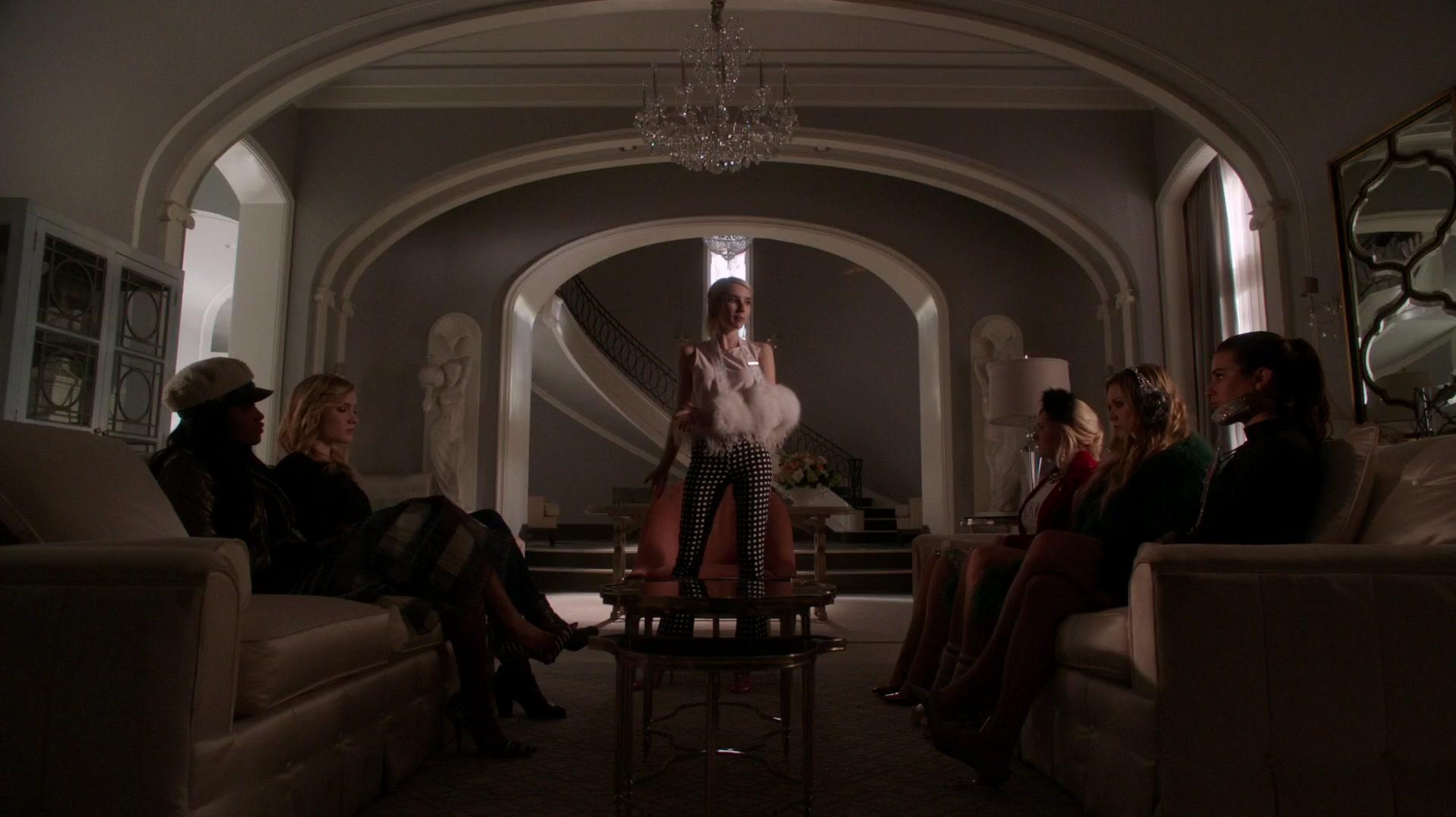 Scream_Queens_2015_S01E11_Black_Friday_1080p__1685.jpg
