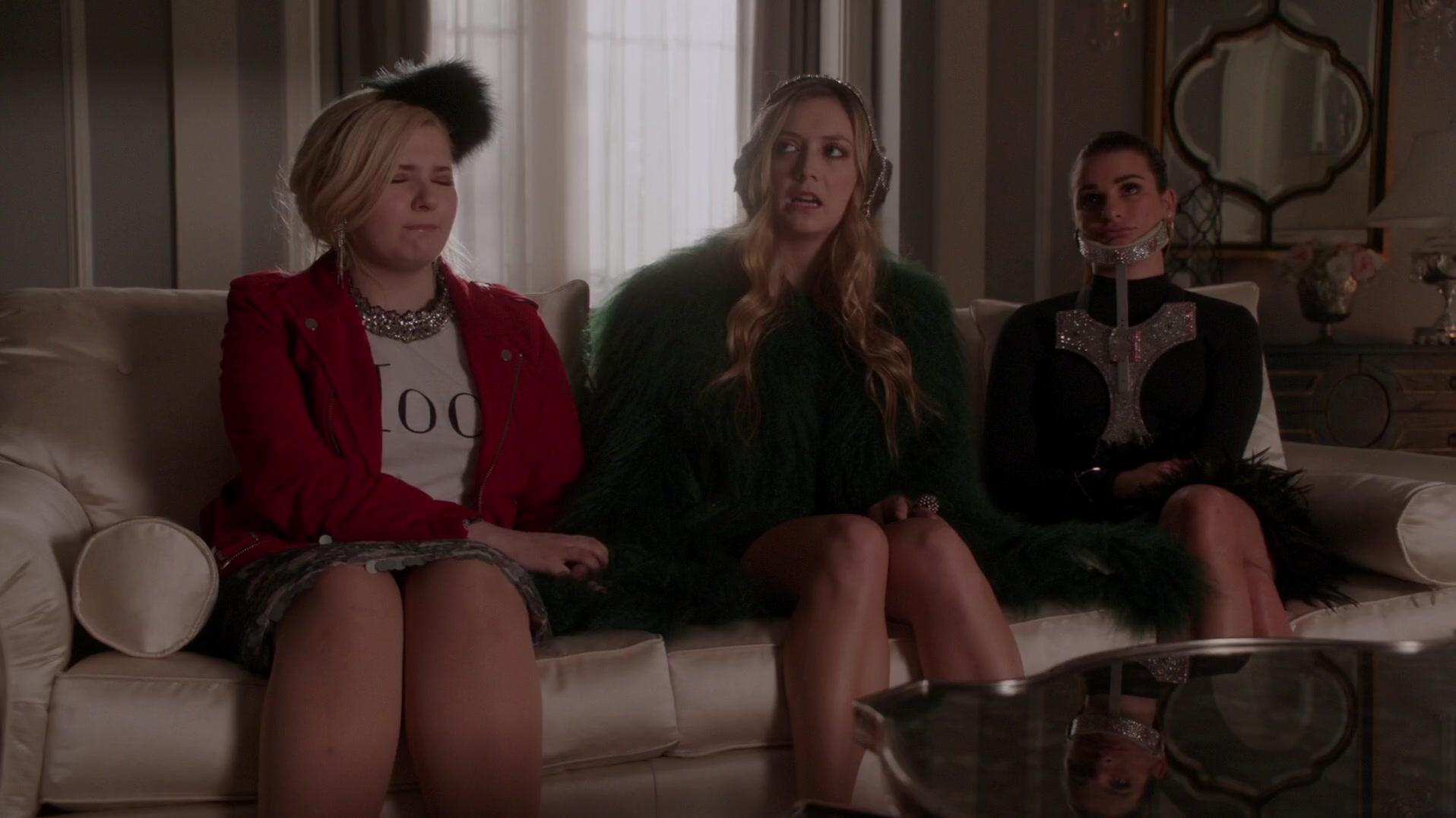 Scream_Queens_2015_S01E11_Black_Friday_1080p__1725.jpg
