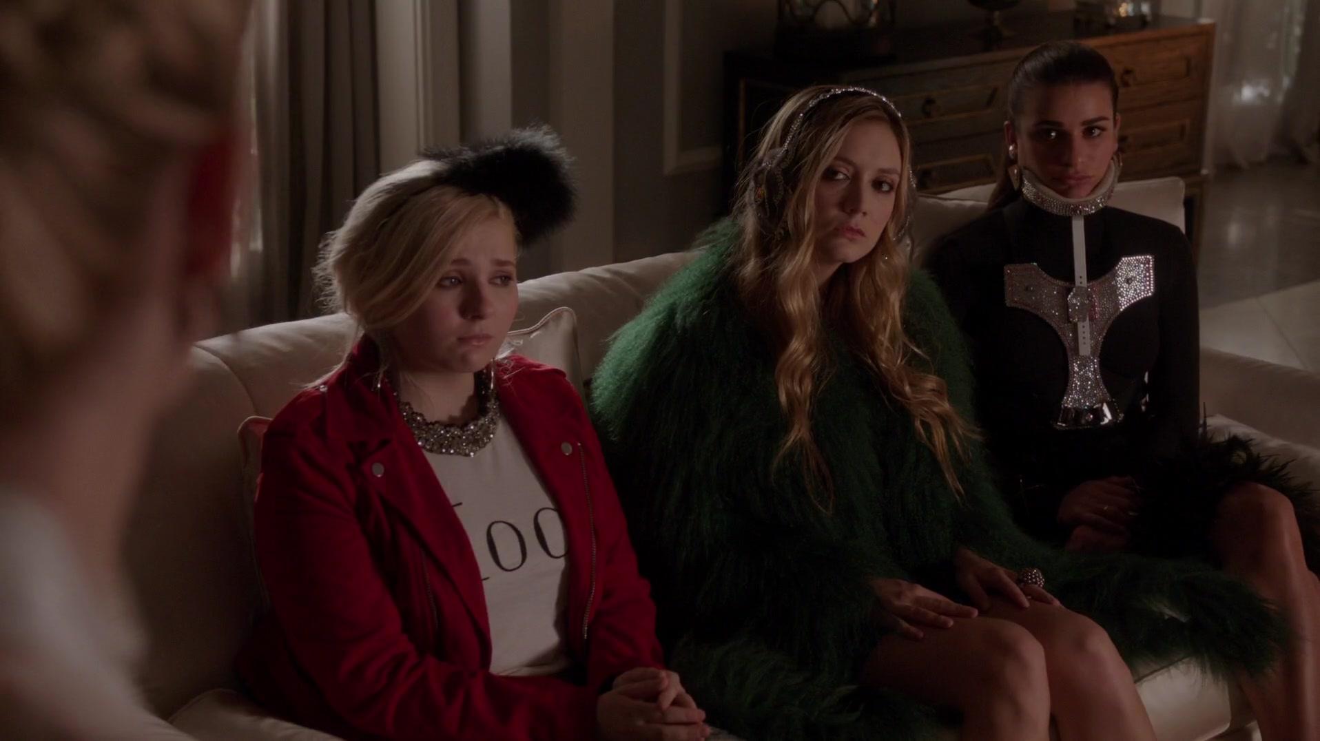 Scream_Queens_2015_S01E11_Black_Friday_1080p__1754~0.jpg