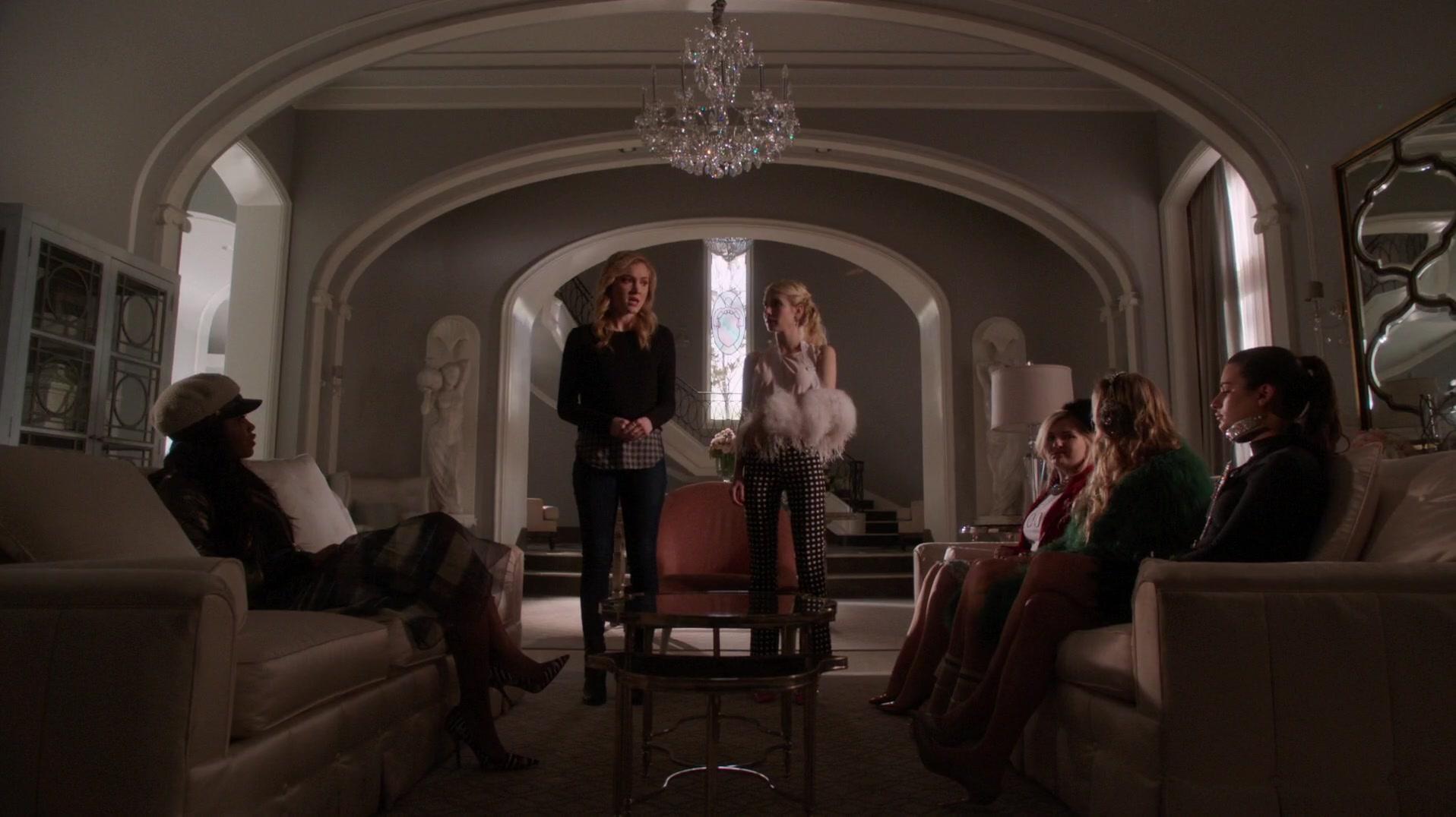 Scream_Queens_2015_S01E11_Black_Friday_1080p__1910.jpg