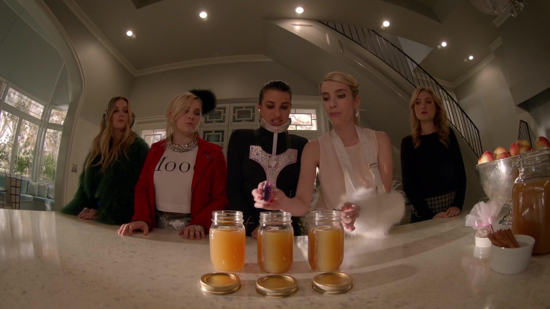 Scream_Queens_2015_S01E11_Black_Friday_1080p__3064.jpg