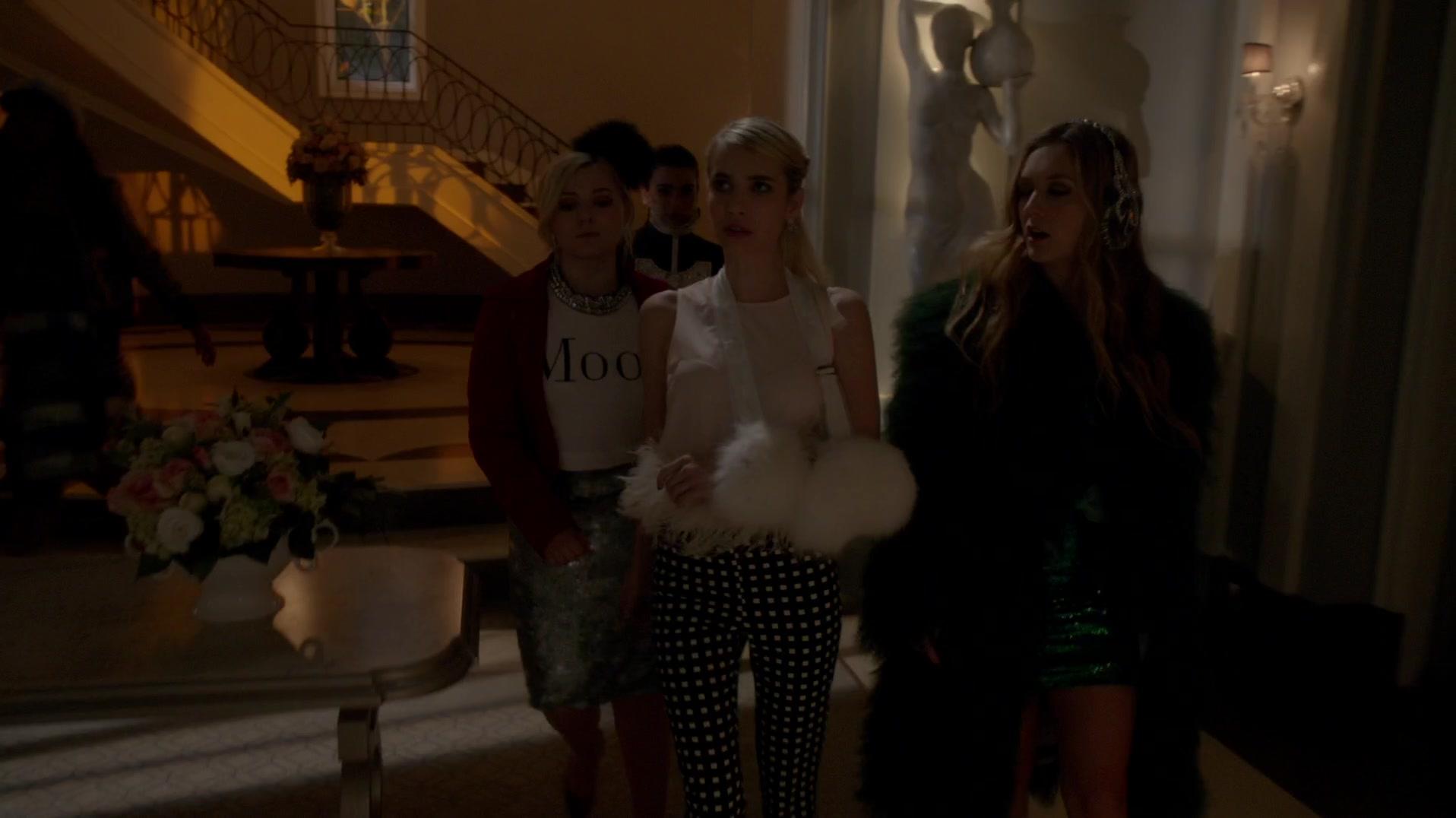Scream_Queens_2015_S01E11_Black_Friday_1080p__3744.jpg