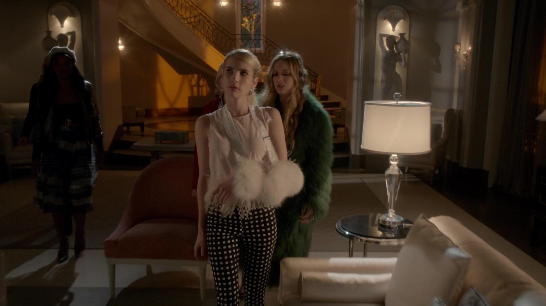 Scream_Queens_2015_S01E11_Black_Friday_1080p__3751.jpg