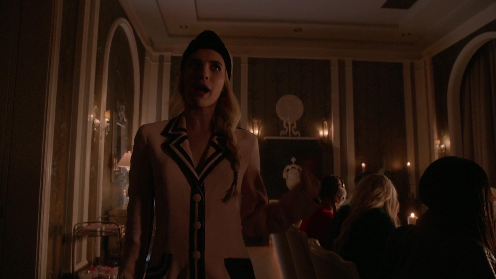 Scream_Queens_2015_S01E11_Black_Friday_1080p__5152.jpg