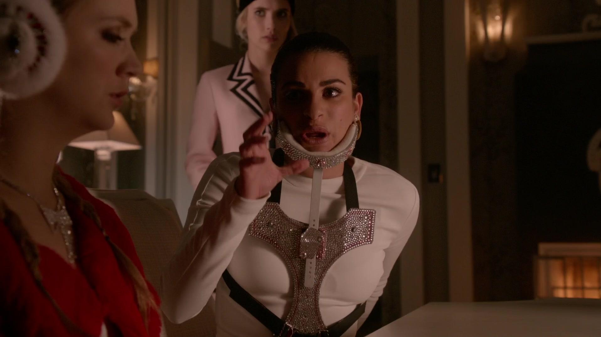 Scream_Queens_2015_S01E11_Black_Friday_1080p__5180.jpg