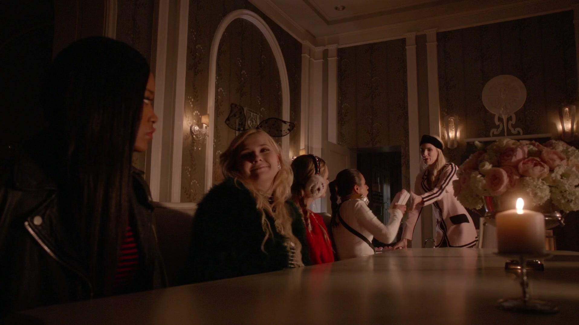 Scream_Queens_2015_S01E11_Black_Friday_1080p__5339.jpg