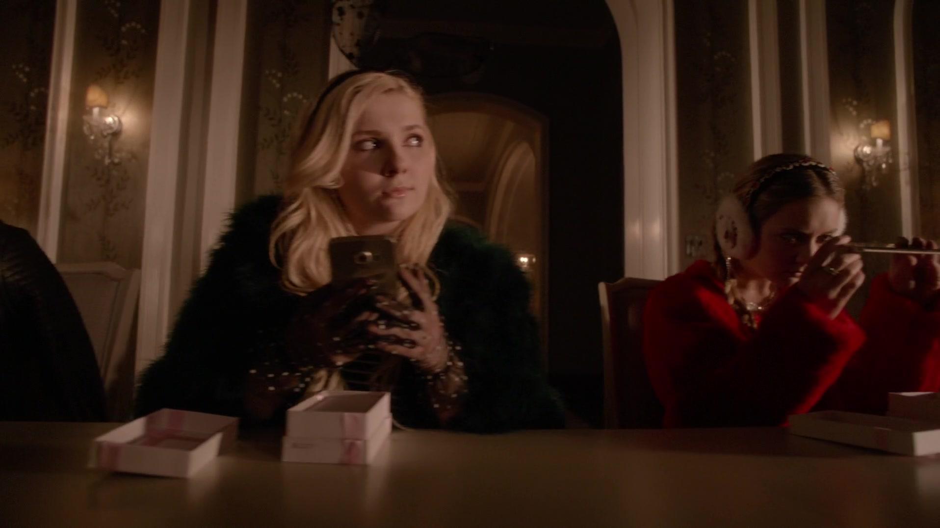 Scream_Queens_2015_S01E11_Black_Friday_1080p__5376.jpg