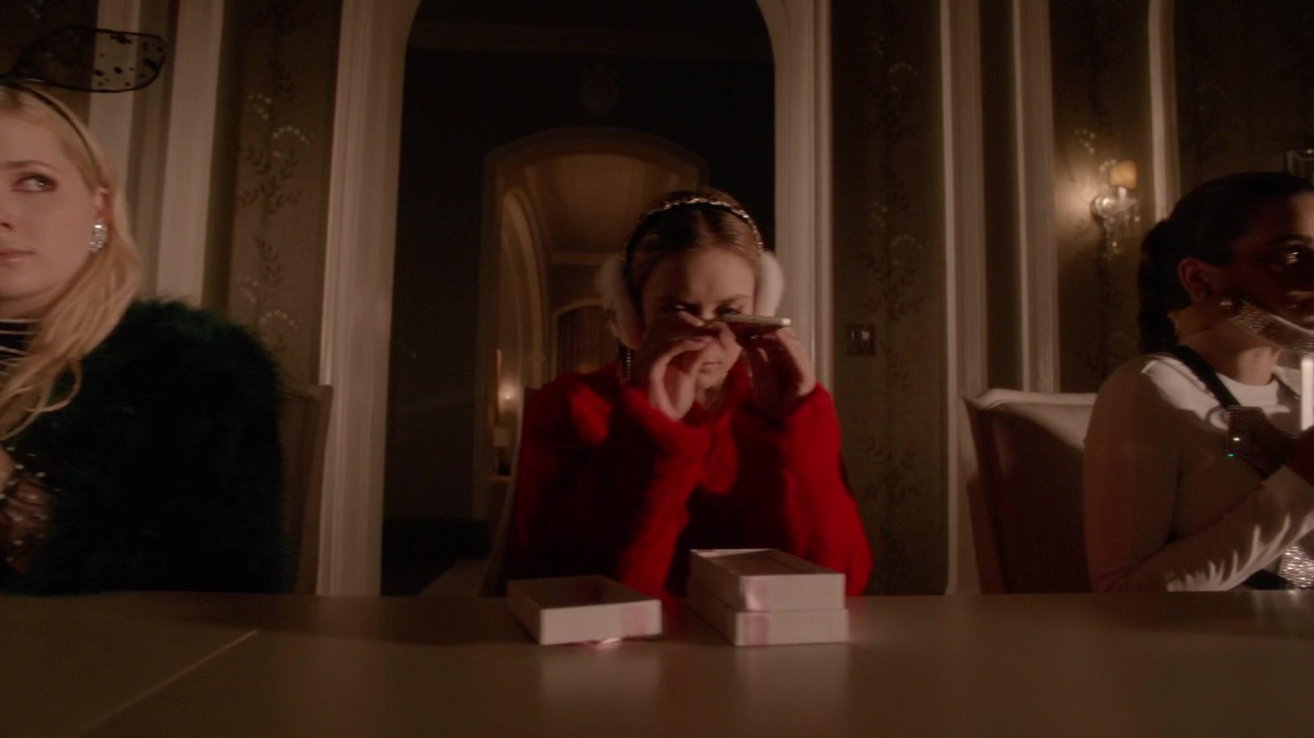 Scream_Queens_2015_S01E11_Black_Friday_1080p__5381.jpg