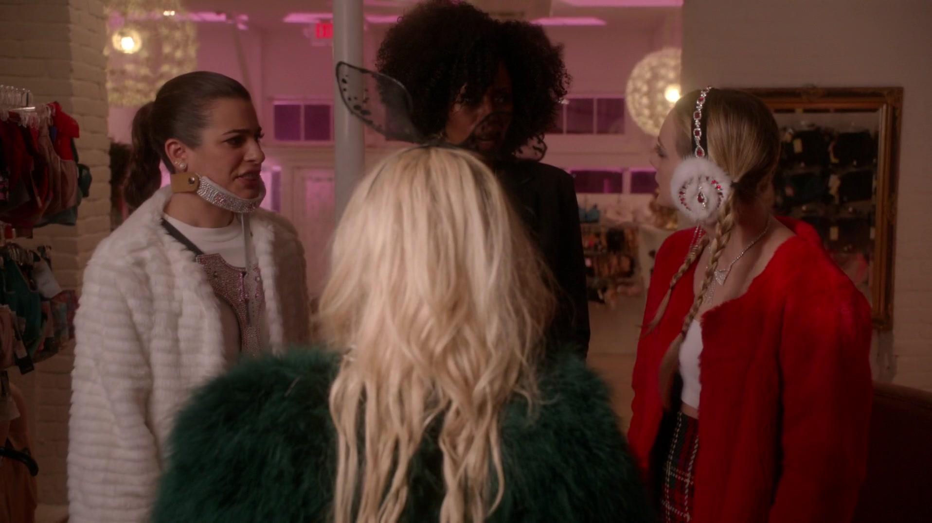 Scream_Queens_2015_S01E11_Black_Friday_1080p__5515.jpg