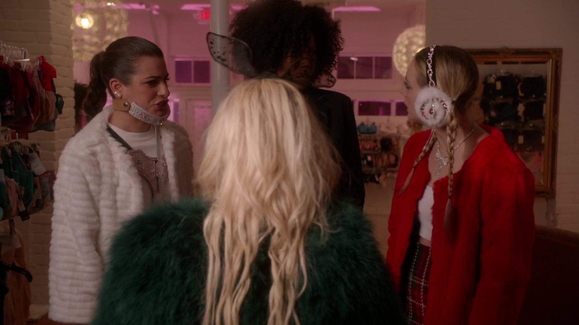 Scream_Queens_2015_S01E11_Black_Friday_1080p__5516.jpg