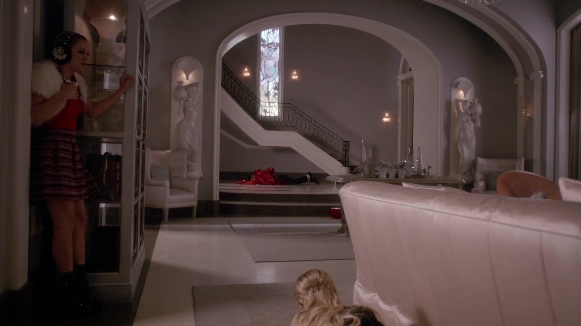 Scream_Queens_2015_S01E12_Dorkus_1080p__3244.jpg