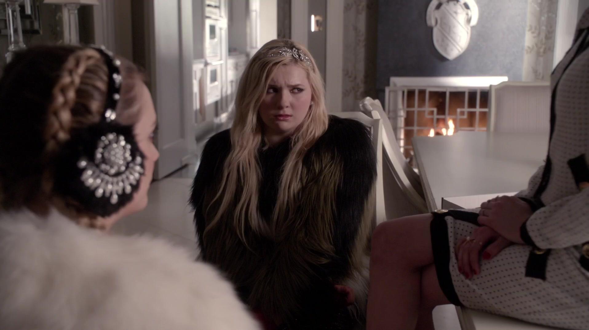 Scream_Queens_2015_S01E12_Dorkus_1080p__3472.jpg