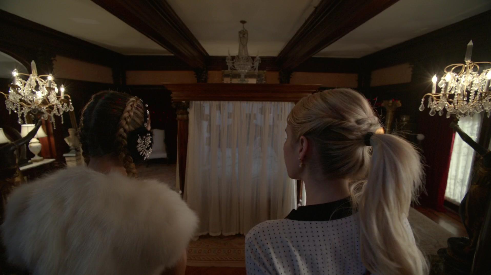Scream_Queens_2015_S01E12_Dorkus_1080p__5445.jpg