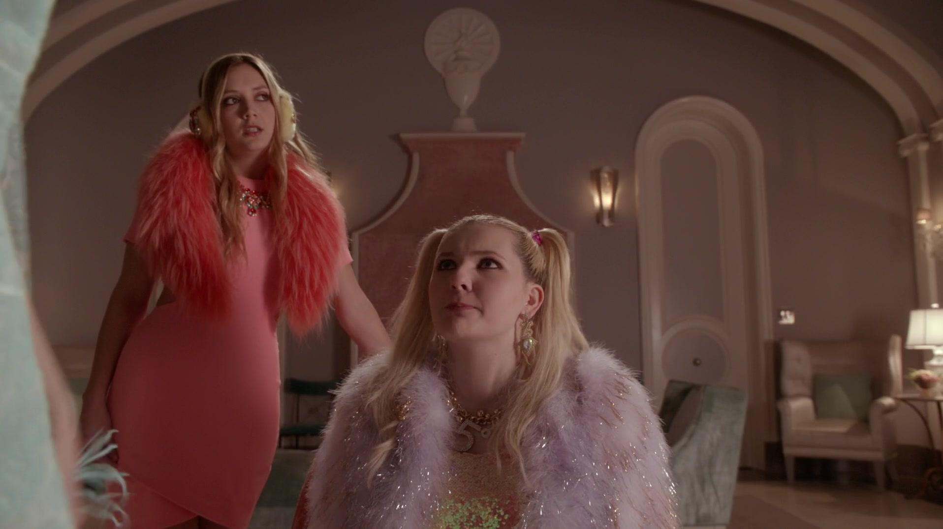 Scream_Queens_2015_S01E13_The_Final_Girl28S29_1080p__1284.jpg