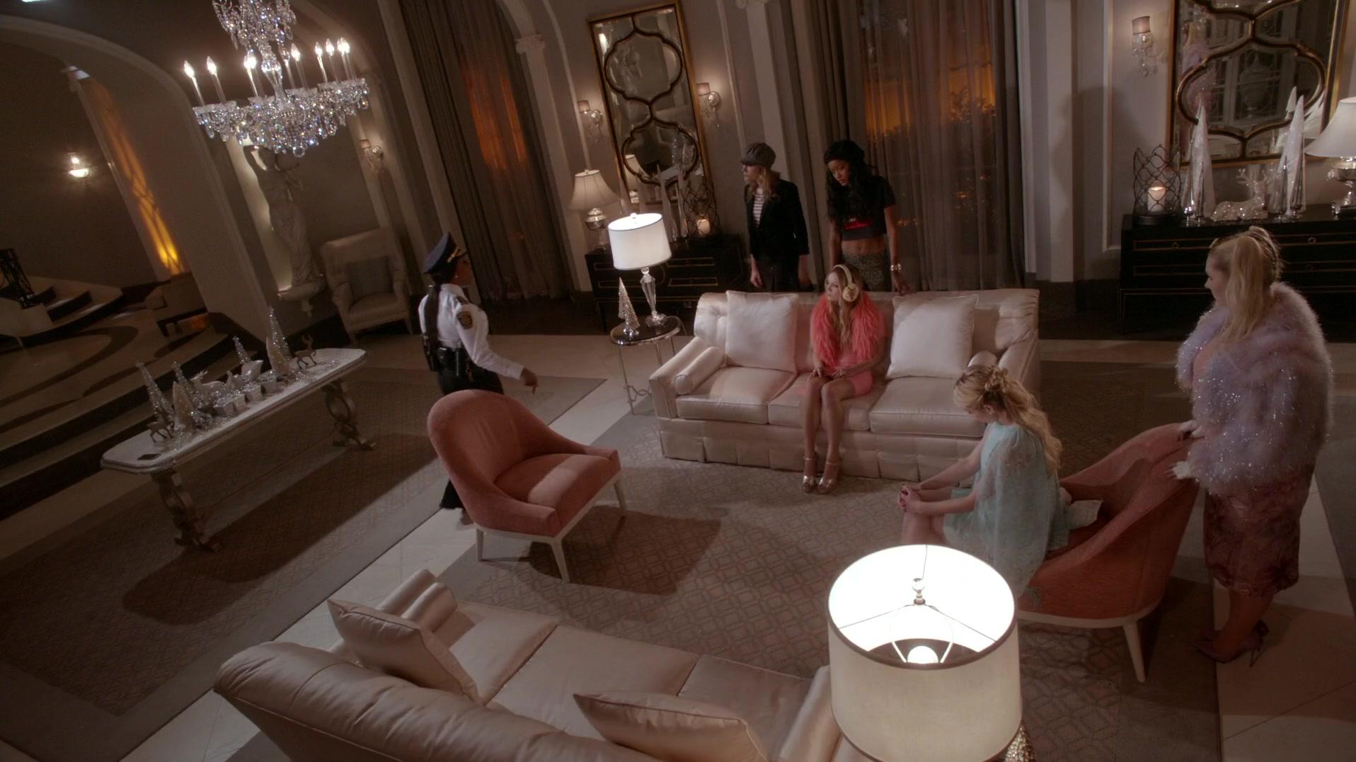 Scream_Queens_2015_S01E13_The_Final_Girl28S29_1080p__1604.jpg
