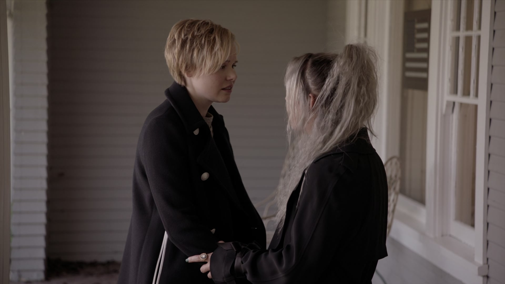American_Horror_Story_S07_E06_Mid_Western_Assassin_1080p_BluRay_002862.jpg