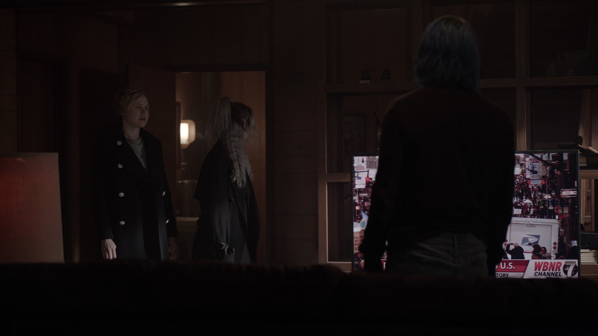 American_Horror_Story_S07_E06_Mid_Western_Assassin_1080p_BluRay_002951.jpg
