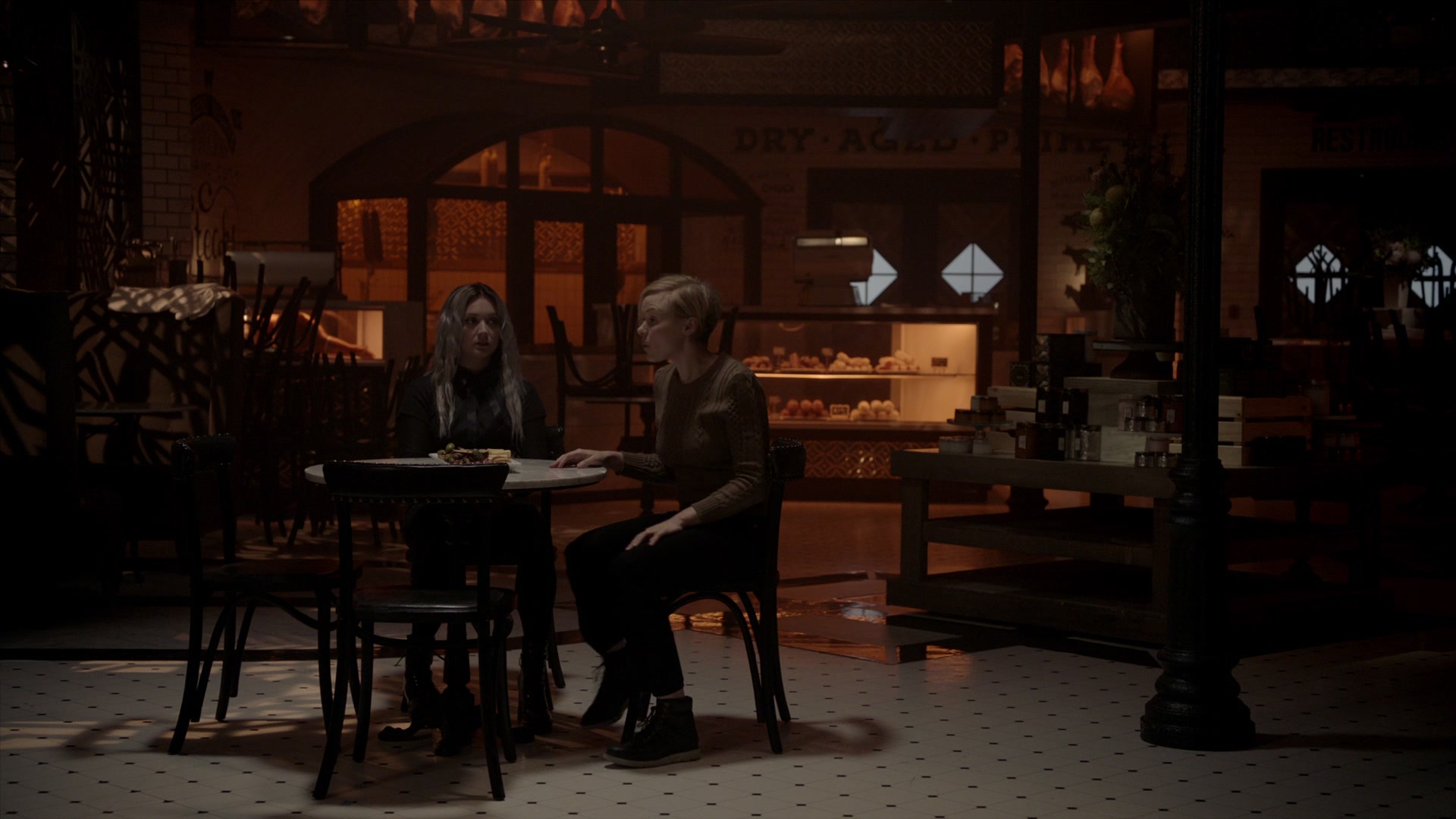 American_Horror_Story_S07_E07_Valerie_Solanas_Died_Scumbag_1080p_BluRay_002001.jpg