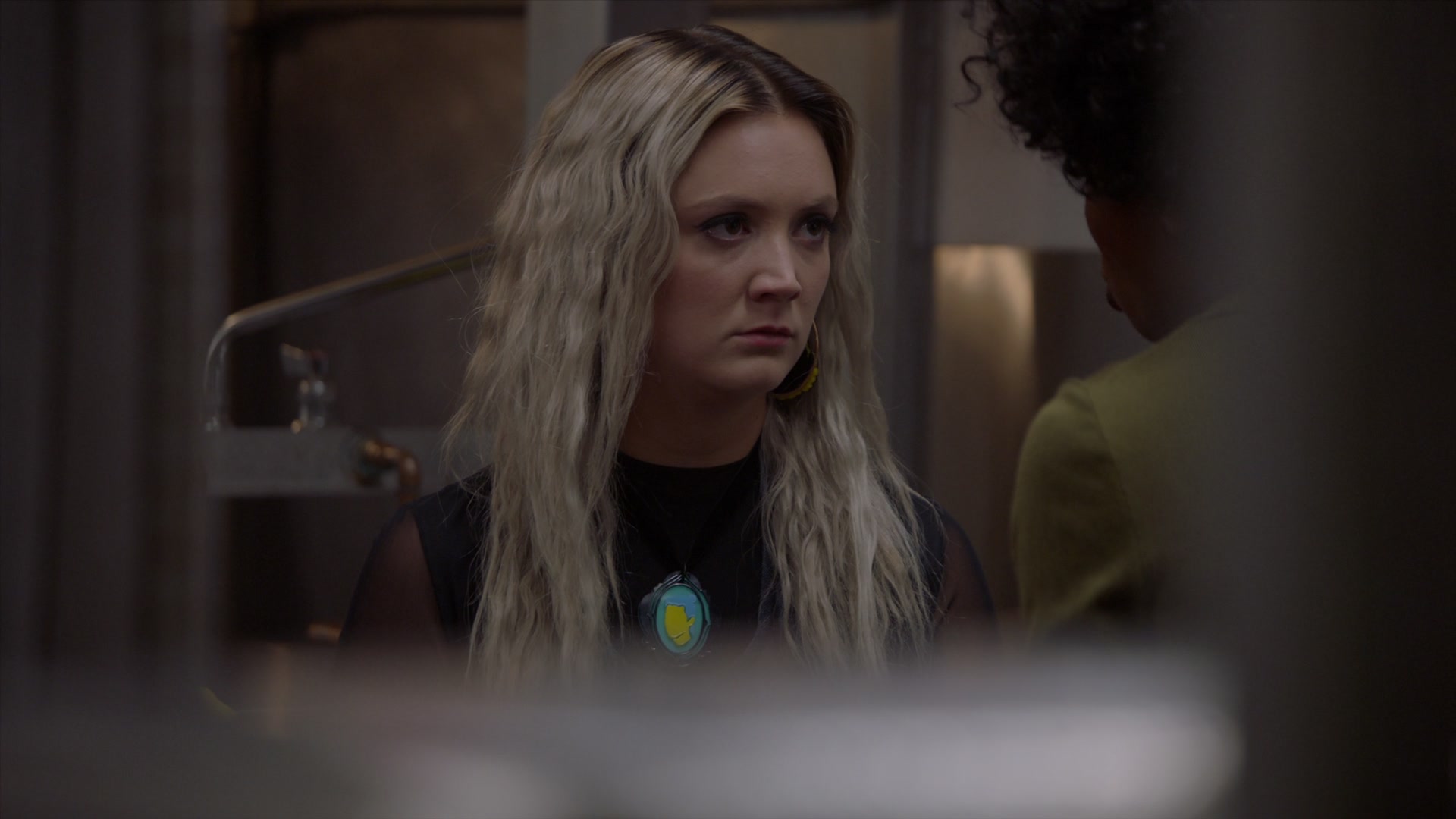 American_Horror_Story_S07_E08_Winter_ofOur_Discontent_1080p2CBluRay_000978.jpg