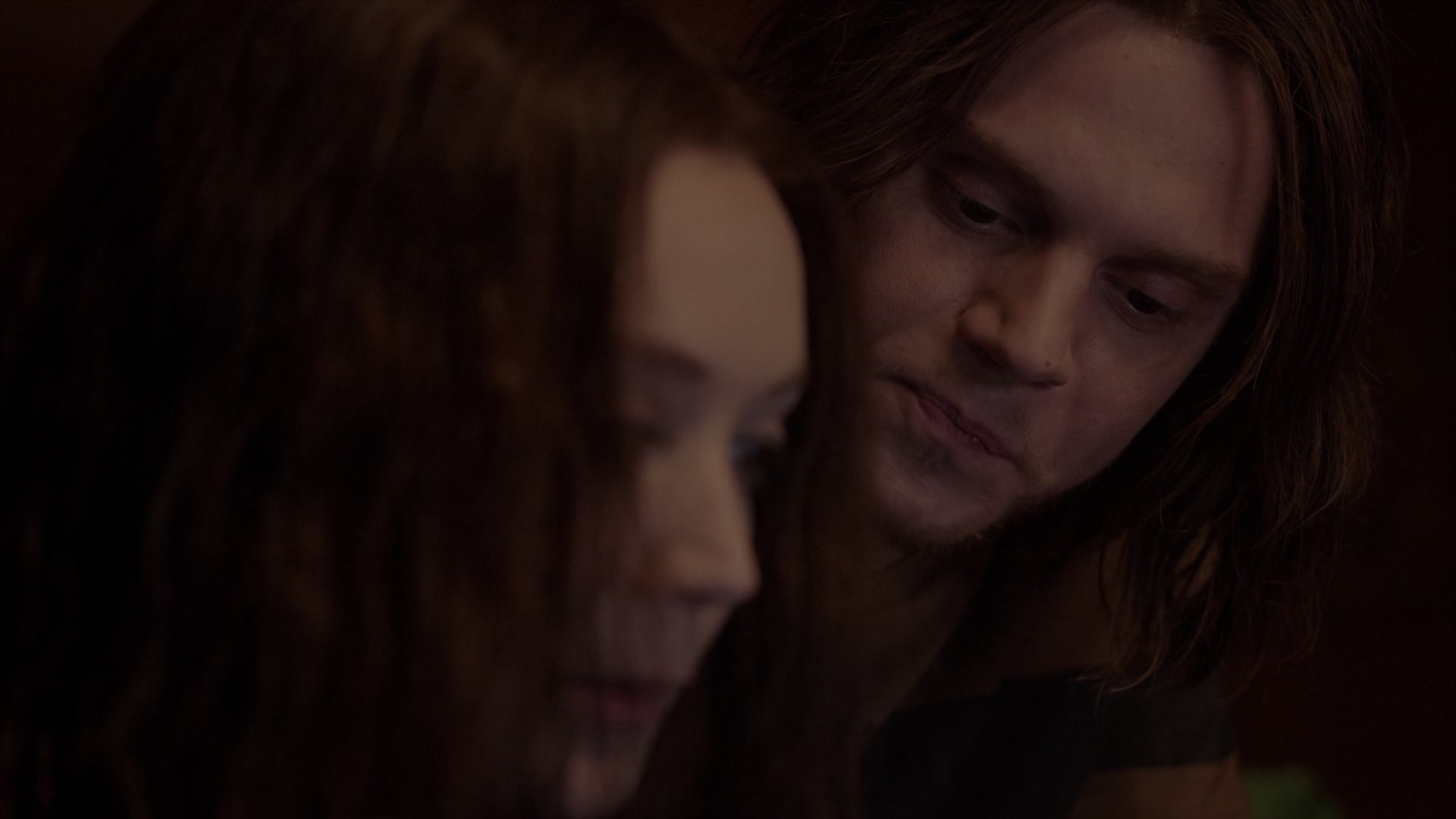 American_Horror_Story_S07_E08_Winter_ofOur_Discontent_1080p2CBluRay_001108.jpg